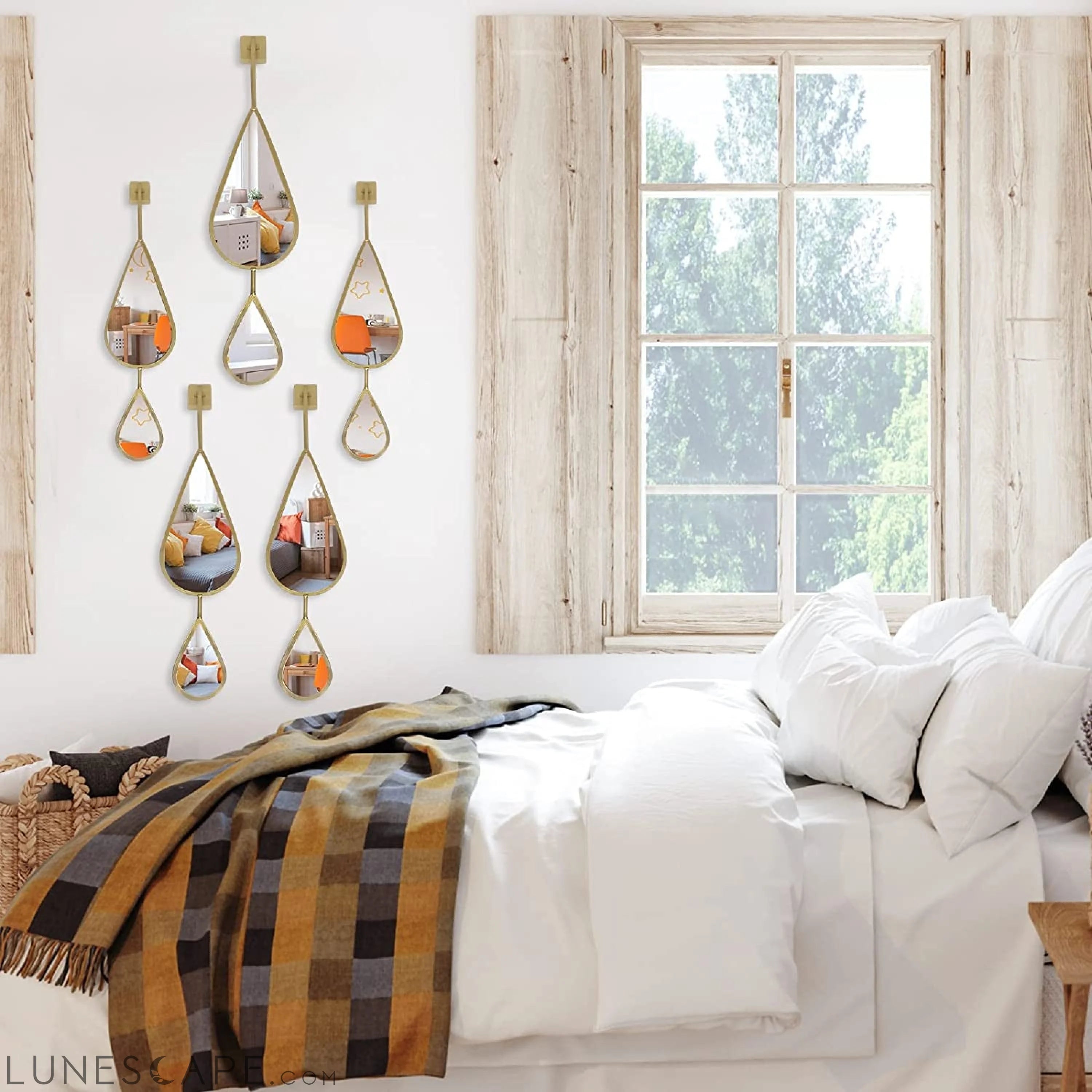 Wall Mirror Decorative Mirrors Mounted Decor Tear Drop Shape Gold for LUNESCAPE