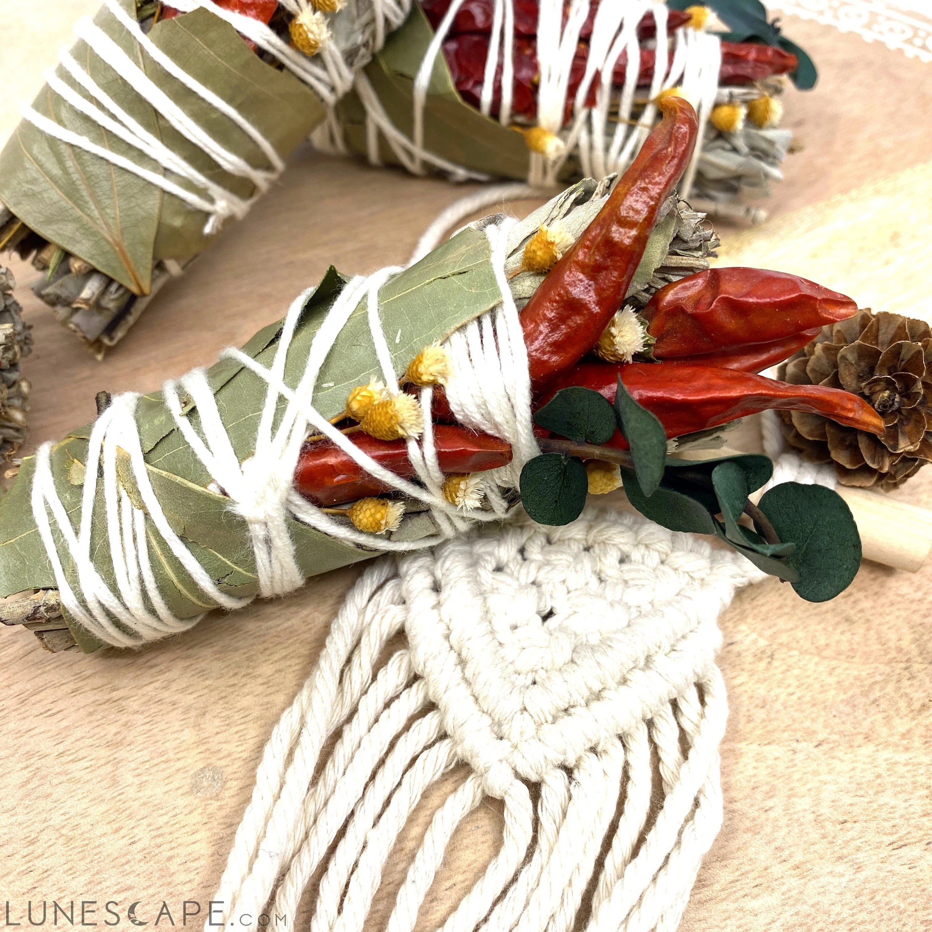 White Sage & Copal Smudge Stick with Red Chili Peppers, Bay Leaves, 4 LUNESCAPE