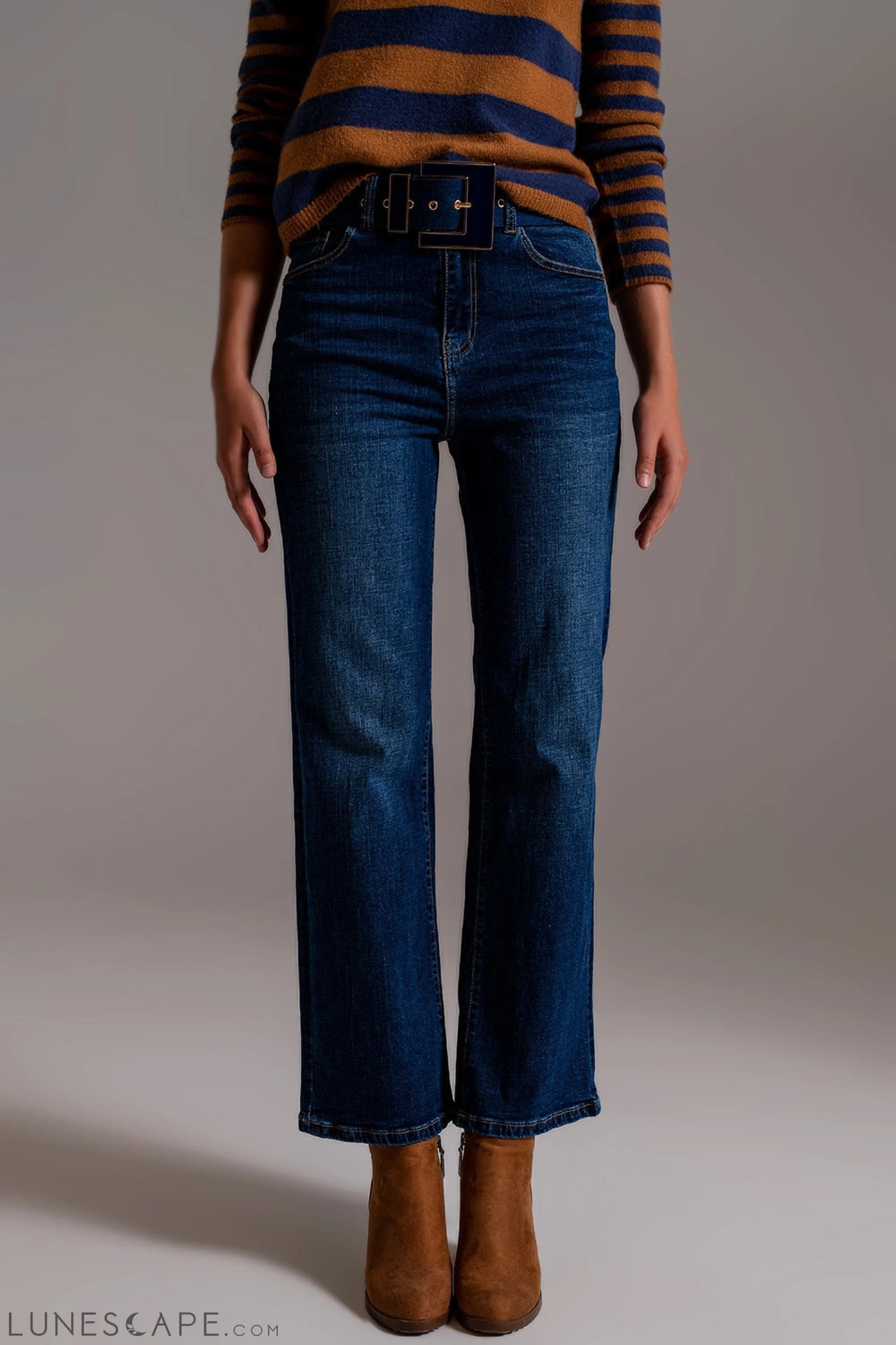 Wide Leg Jeans With Hem Detail in Dark Wash LUNESCAPE