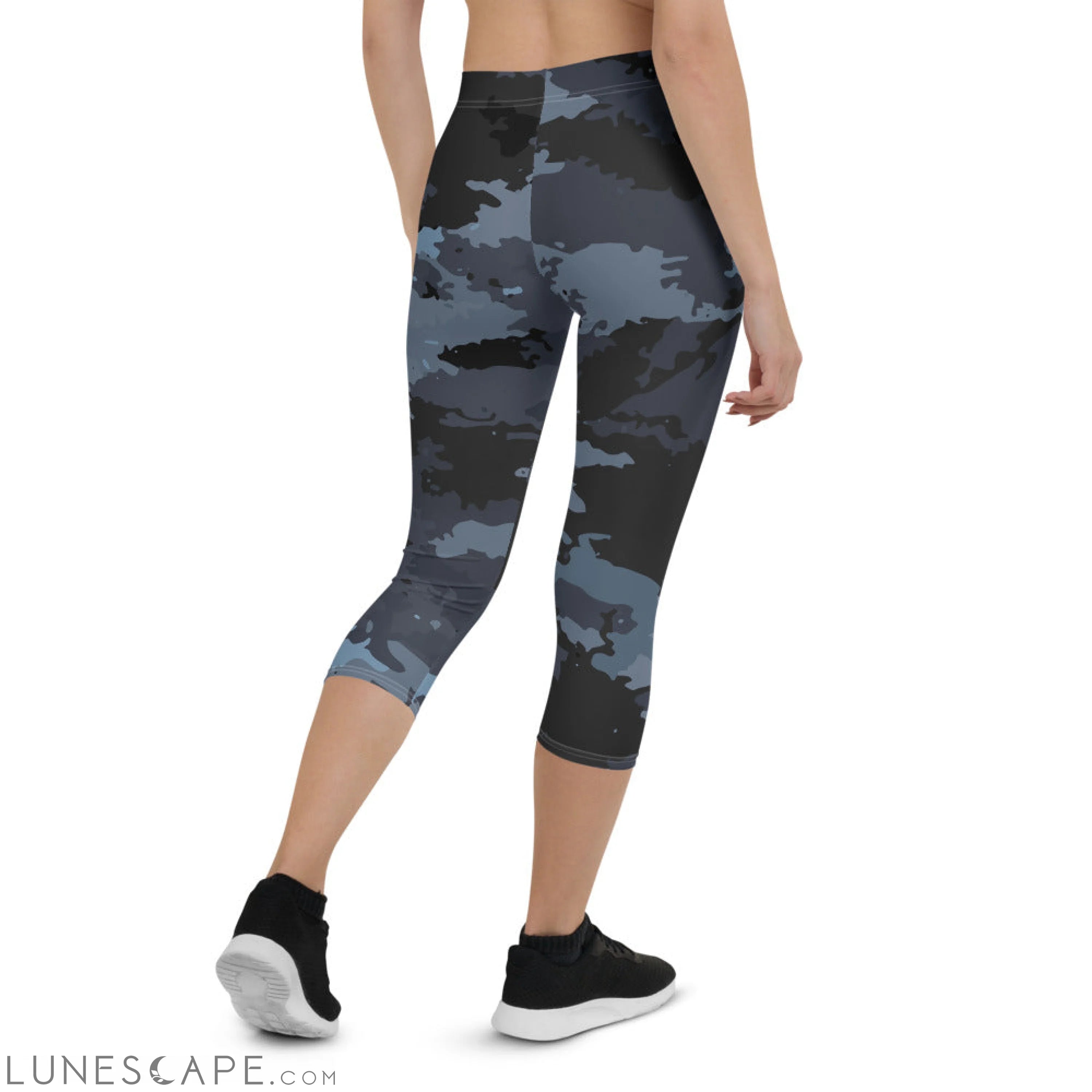 Women's CoastFlex Coast Camo Capri Leggings LUNESCAPE