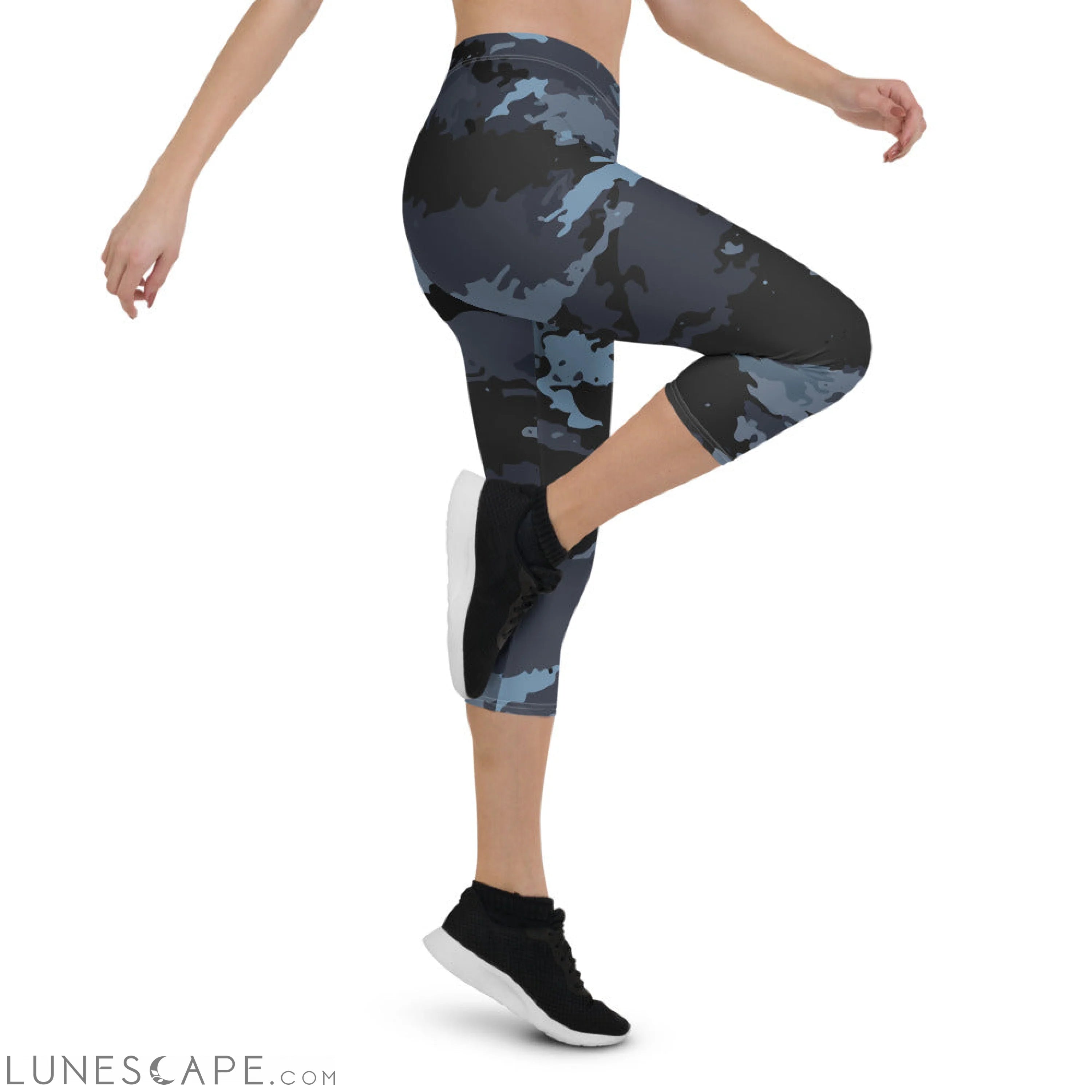 Women's CoastFlex Coast Camo Capri Leggings LUNESCAPE