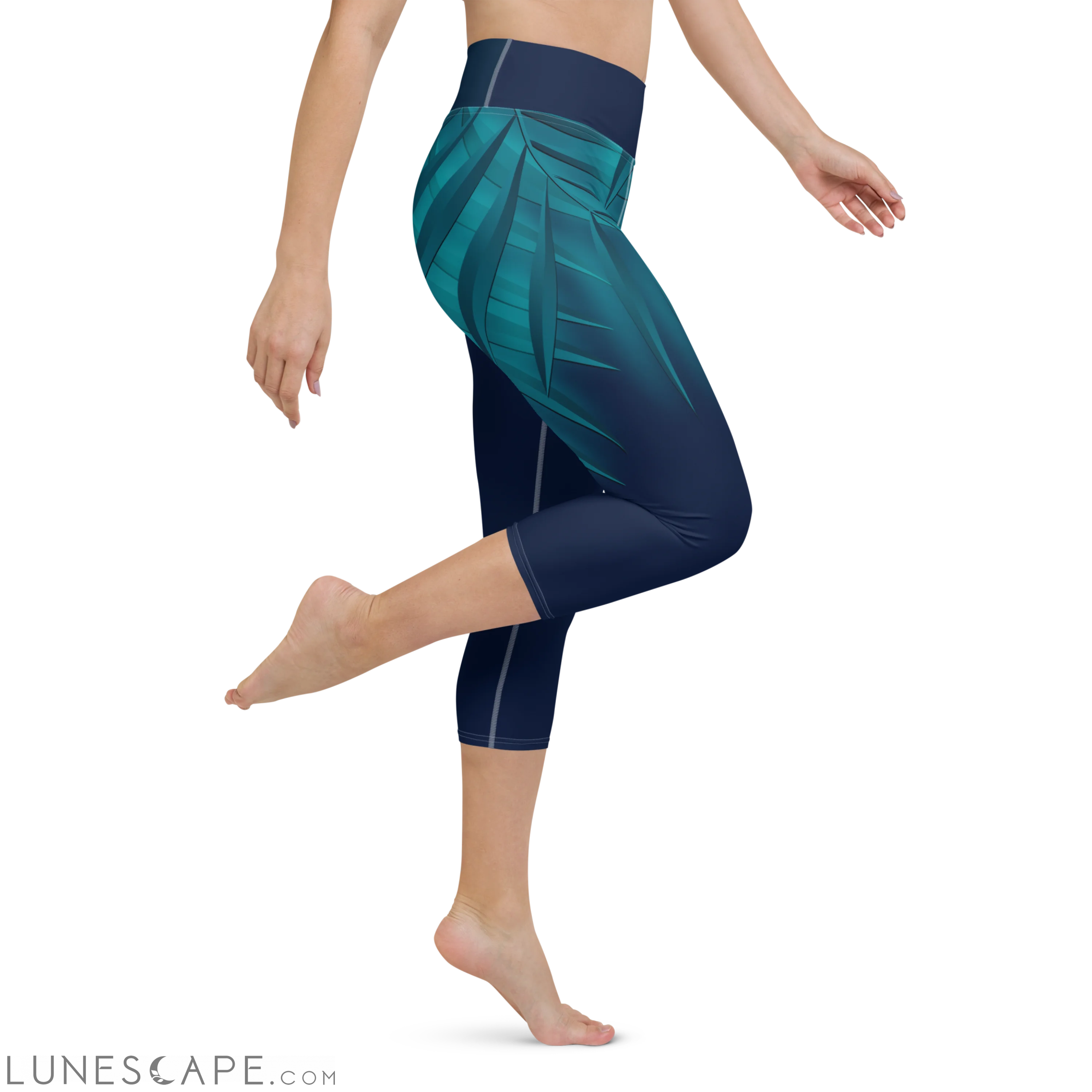 Women's CoastFlex Sport Coastie Capri Leggings LUNESCAPE