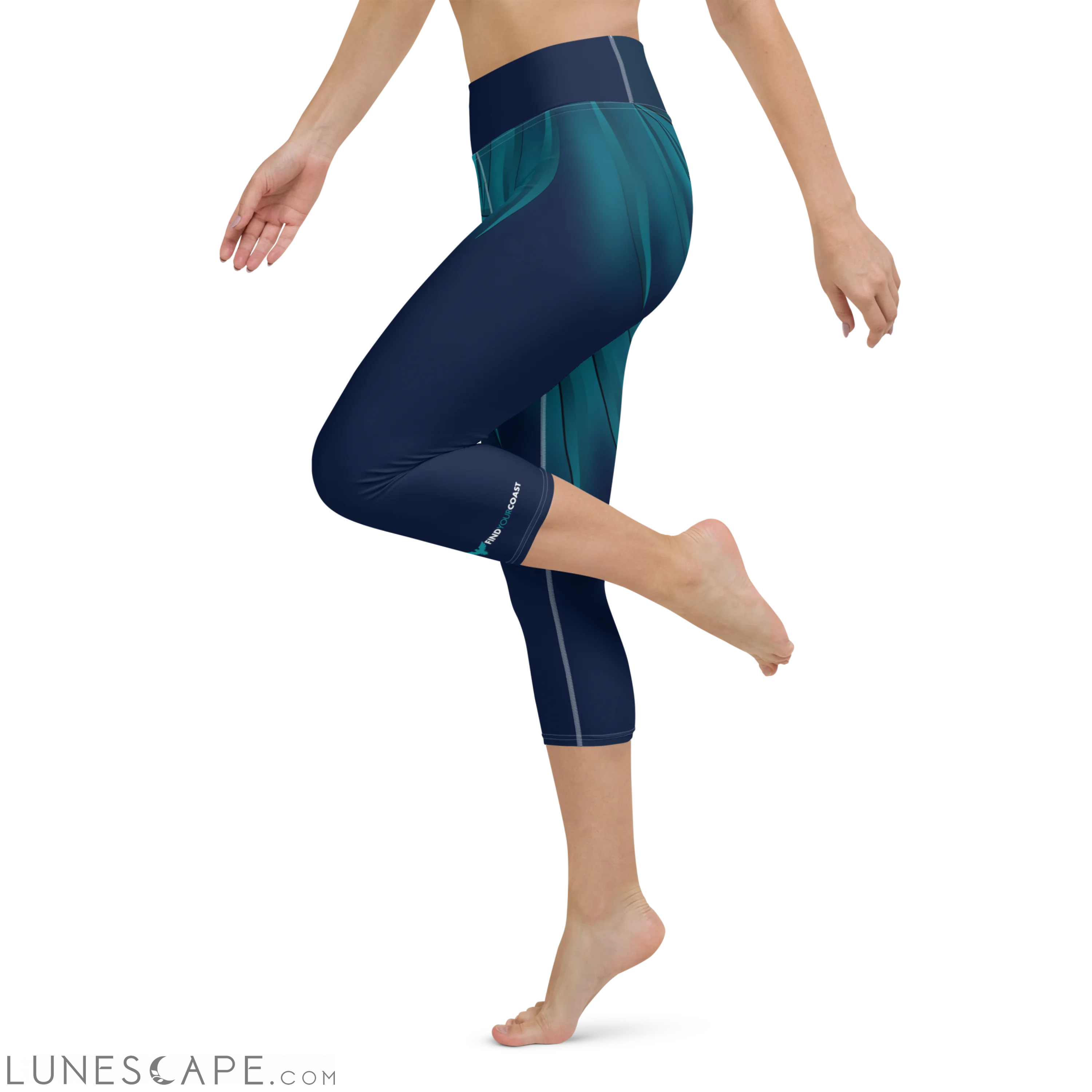 Women's CoastFlex Sport Coastie Capri Leggings LUNESCAPE