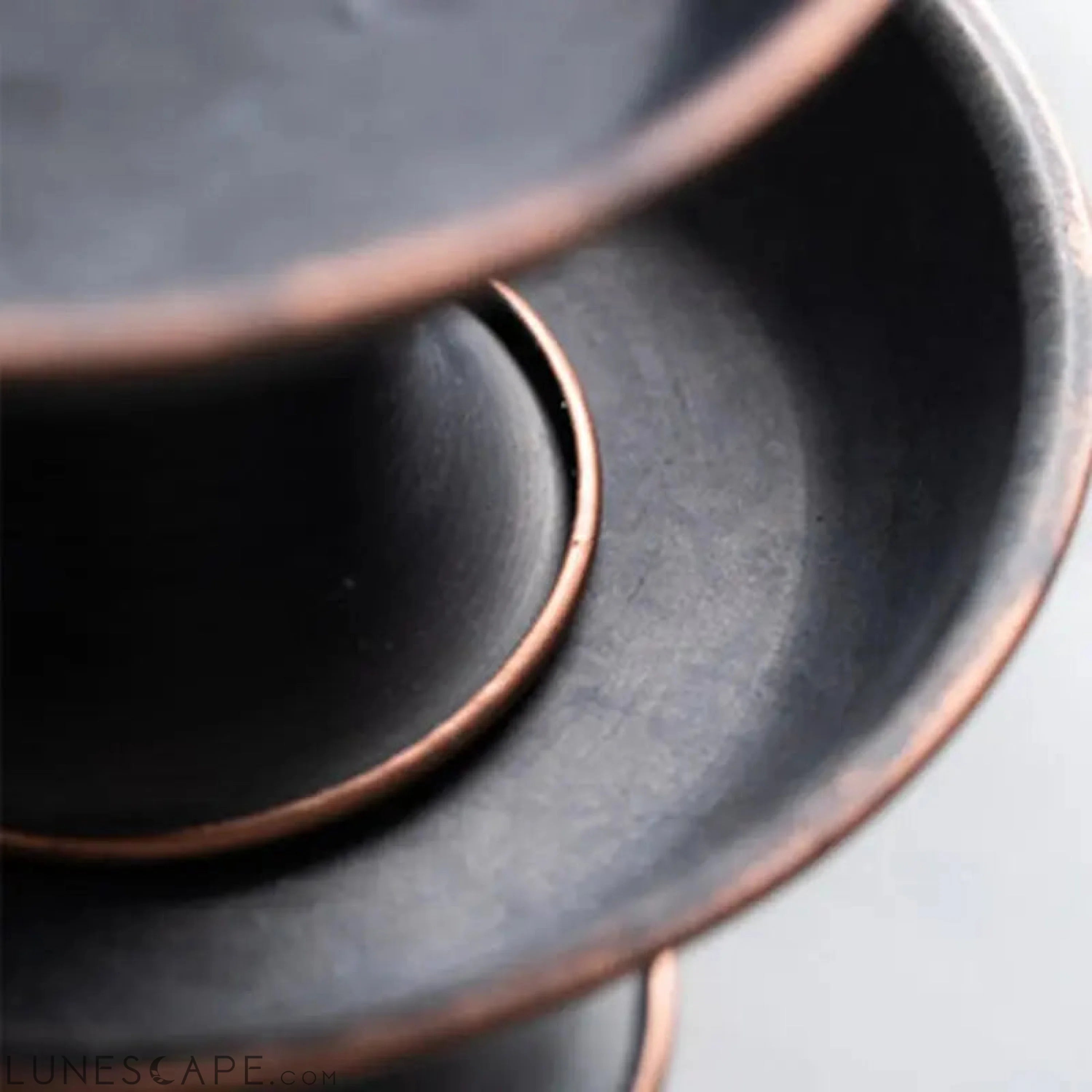 Wrought Iron Elevated Tray LUNESCAPE