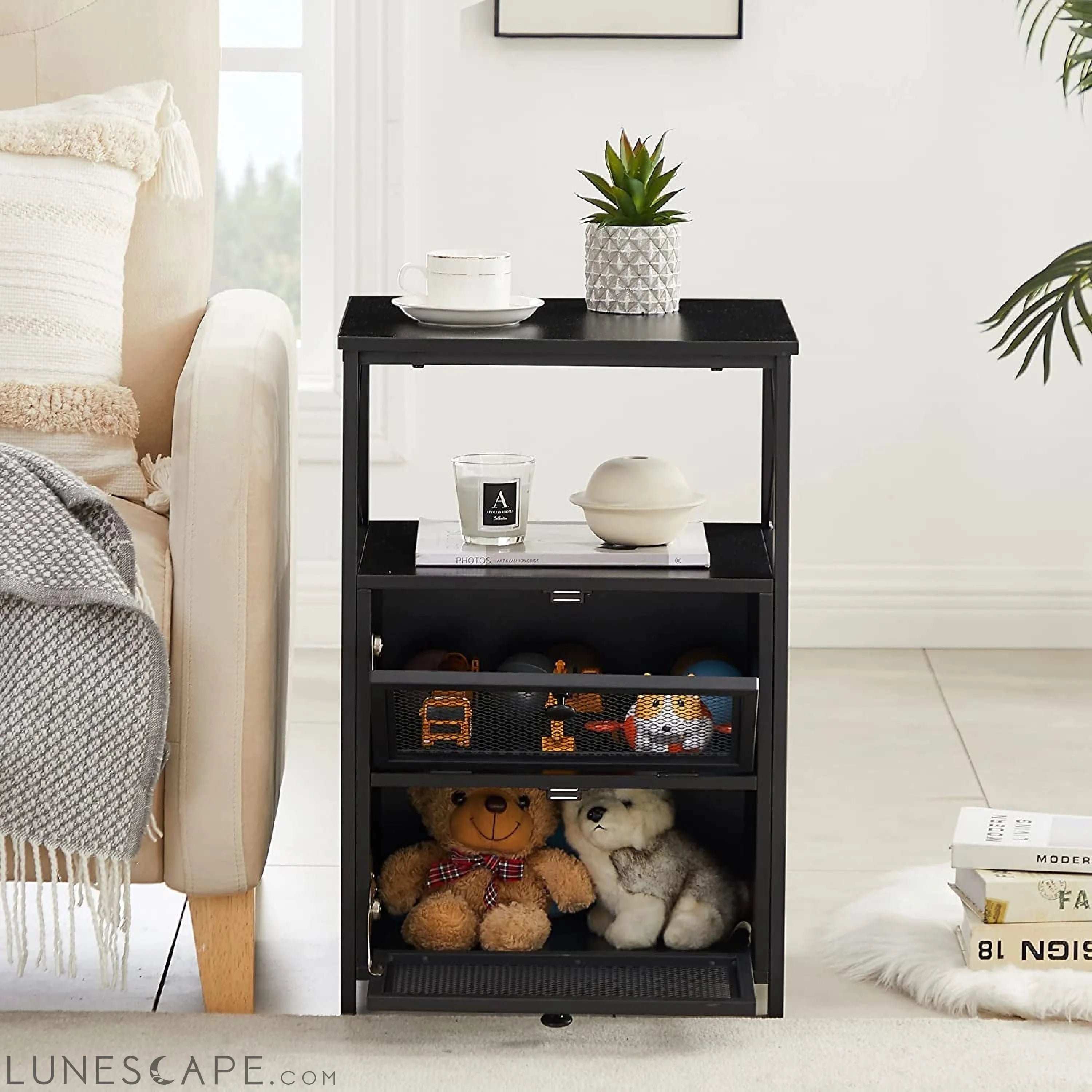 X-Design Retro Black Nightstand LUNESCAPE
