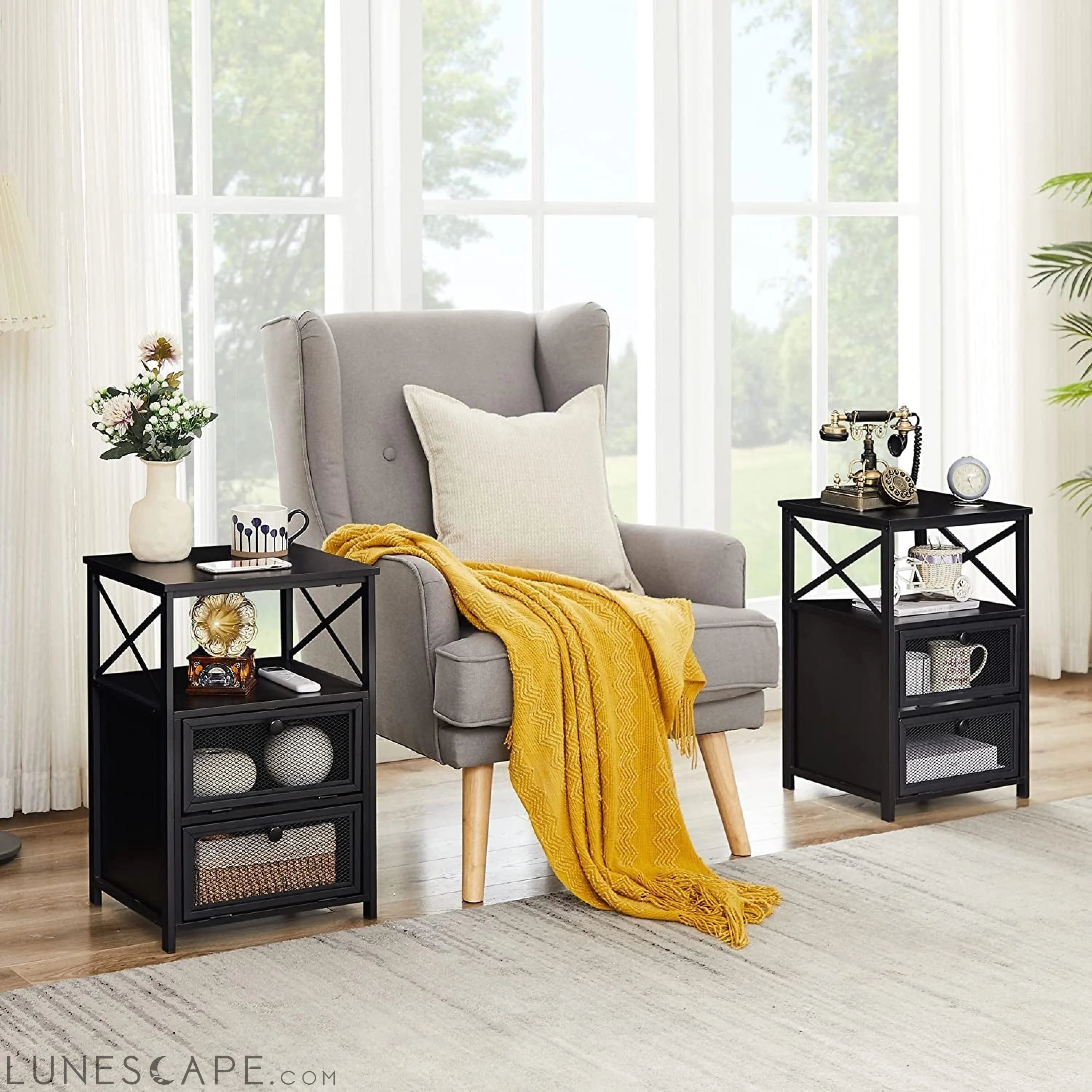 X-Design Retro Black Nightstand LUNESCAPE