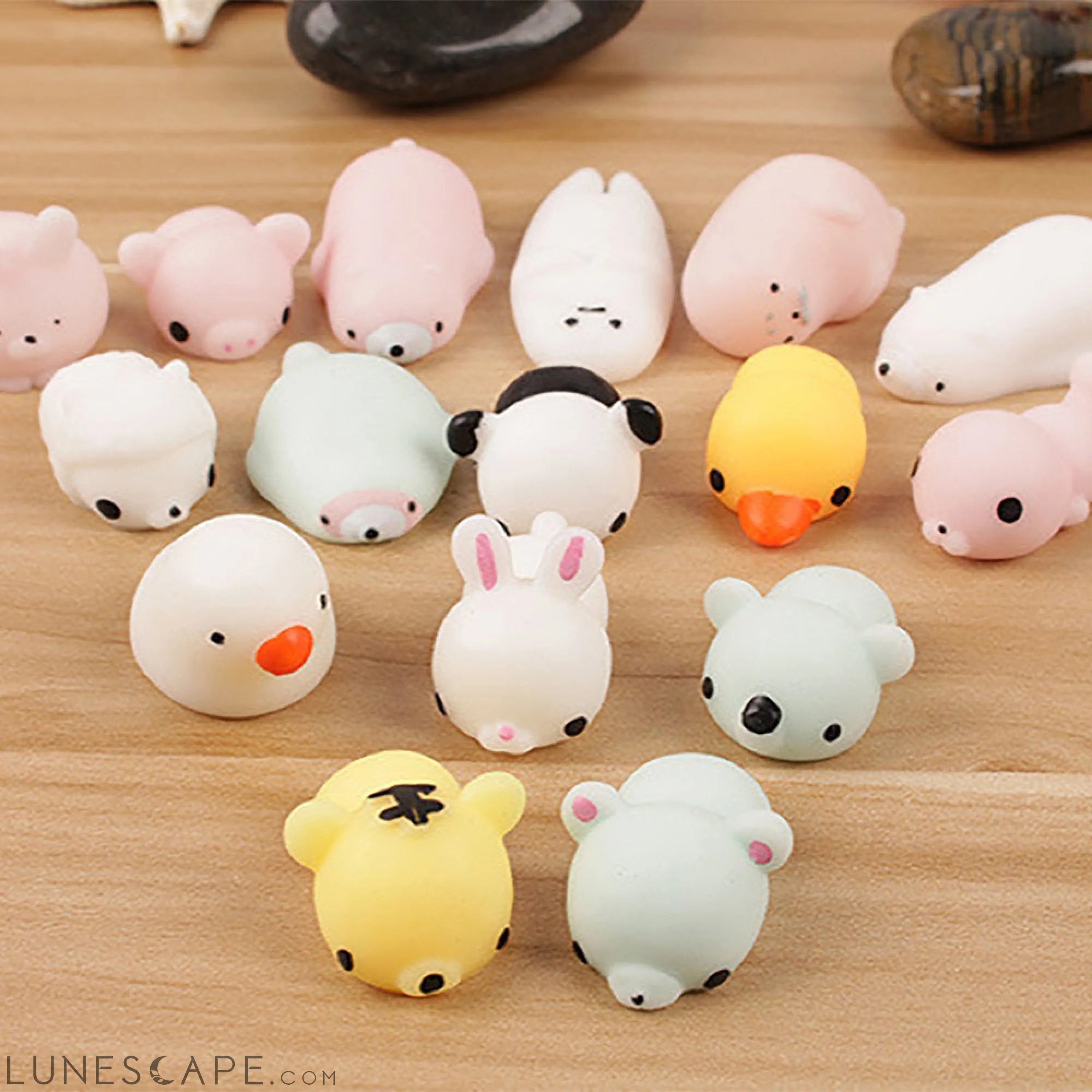1/2/5 Pcs Cute Mini Luminous Mochi Cat Toys LUNESCAPE