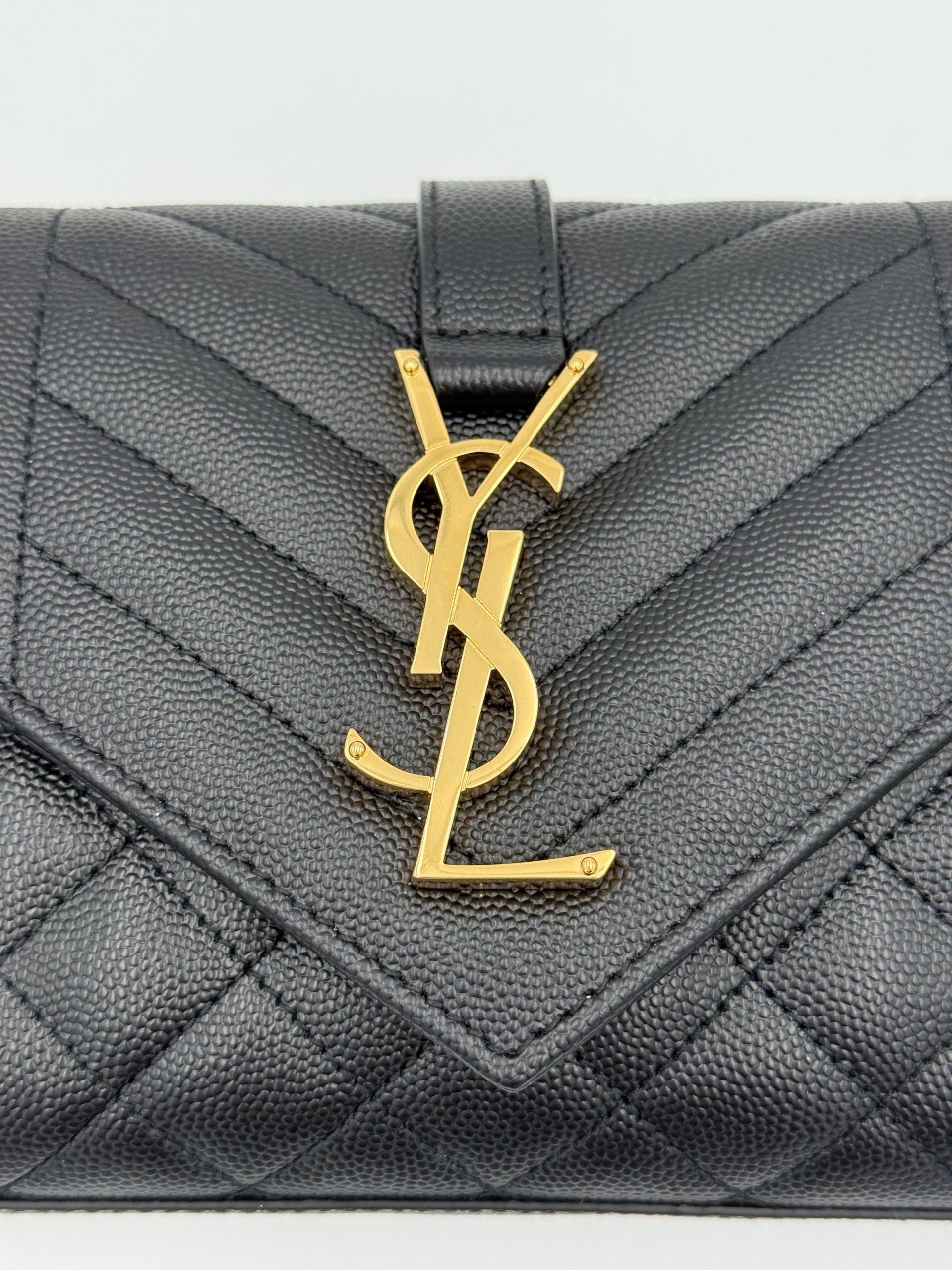 Saint Laurent SAINT LAURENT ENVELOPE SMALL in Black Grained Leather Handbag
