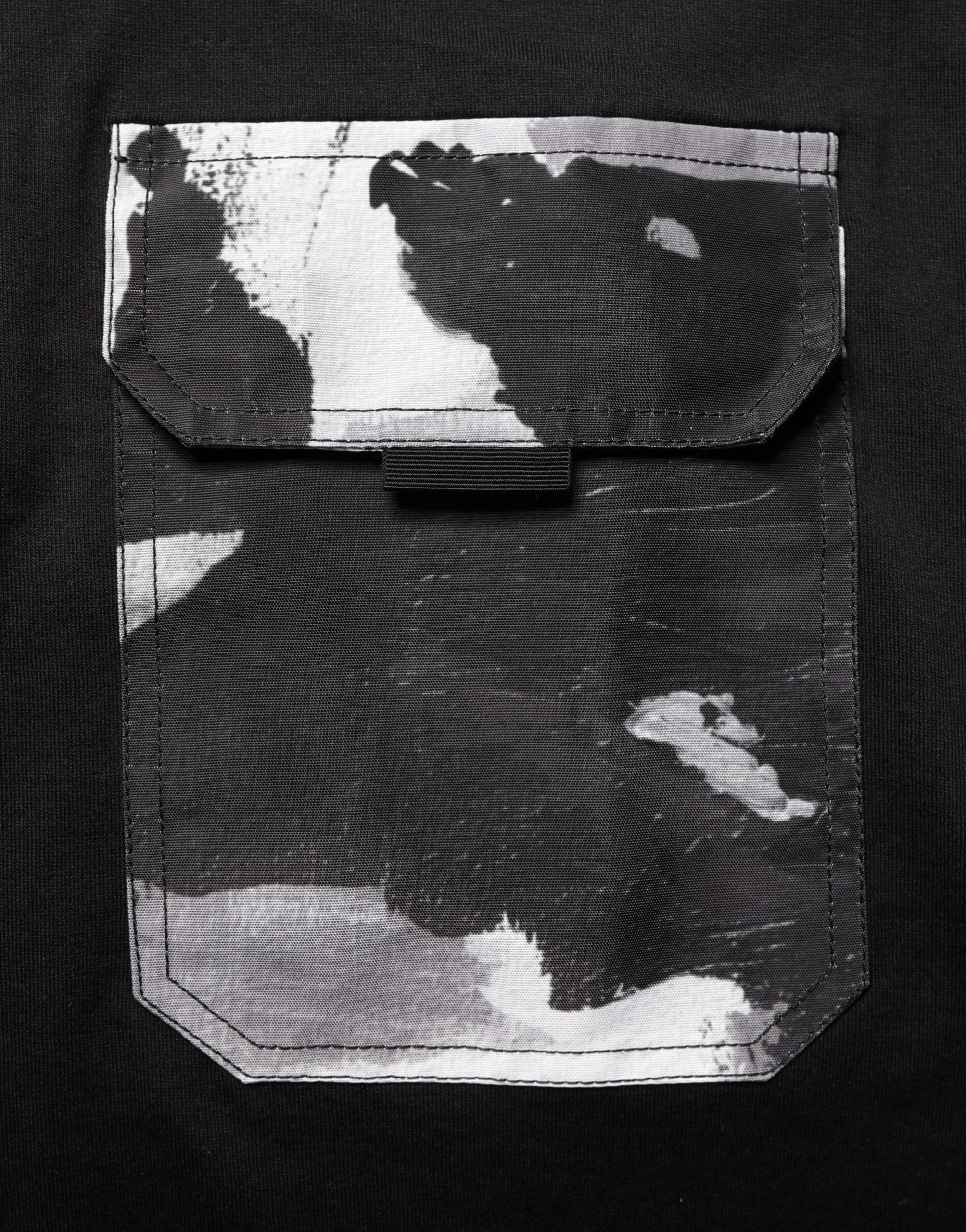 Dolce & Gabbana Black Camouflage Pocket Oversized T-shirt