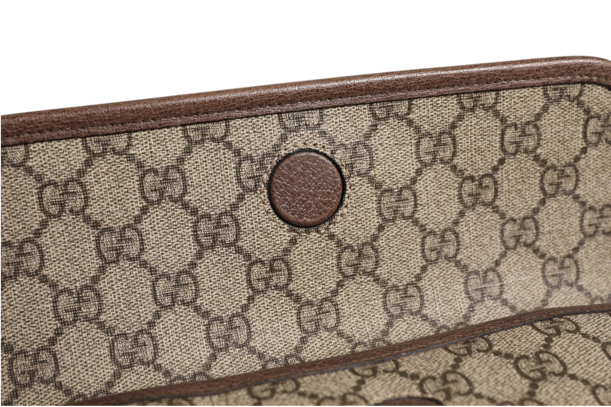 Gucci Supreme Monogram Neo Vintage Web Belt Bag