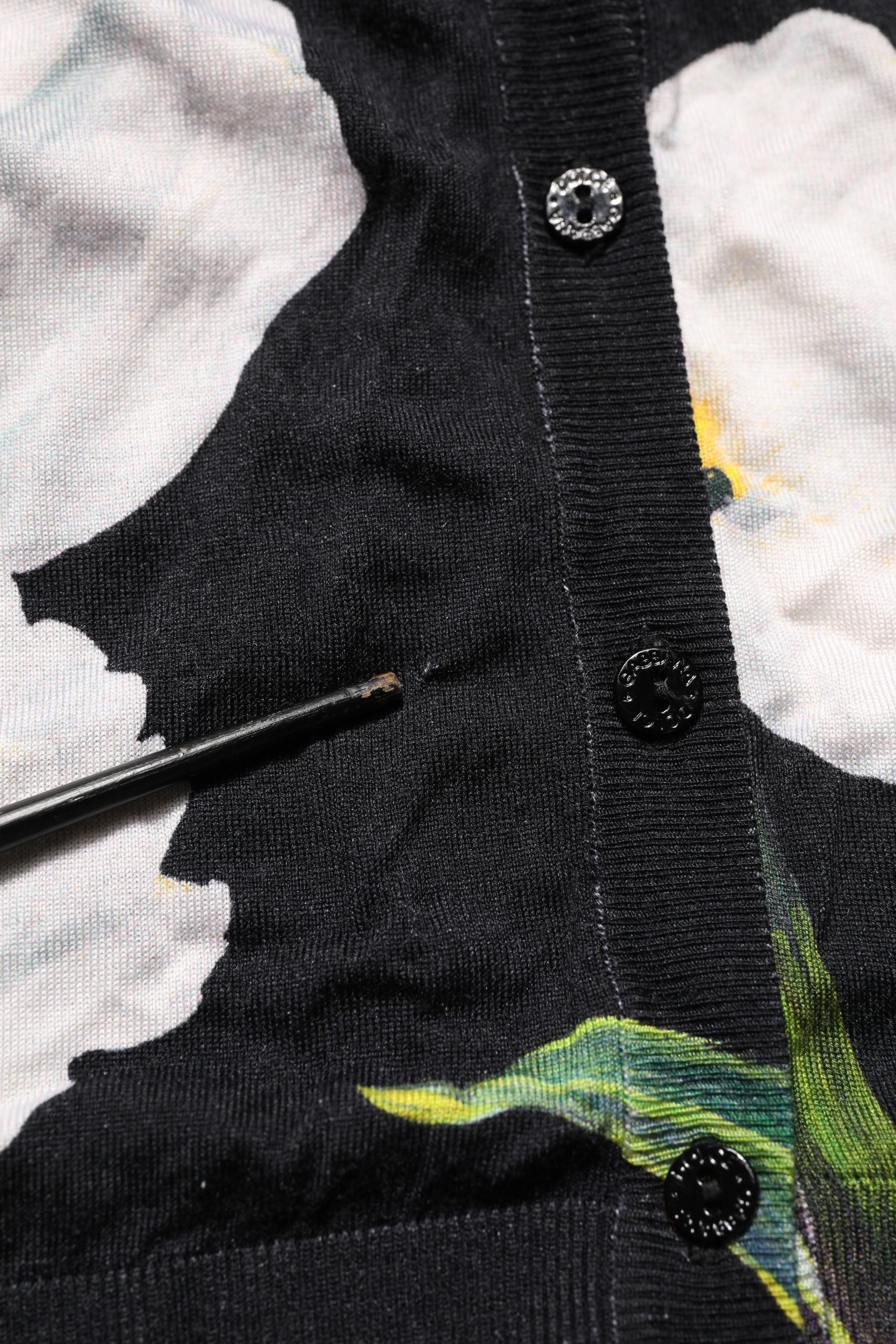 Dolce & Gabbana Black Floral Cashmere Silk Cardigan Sweater