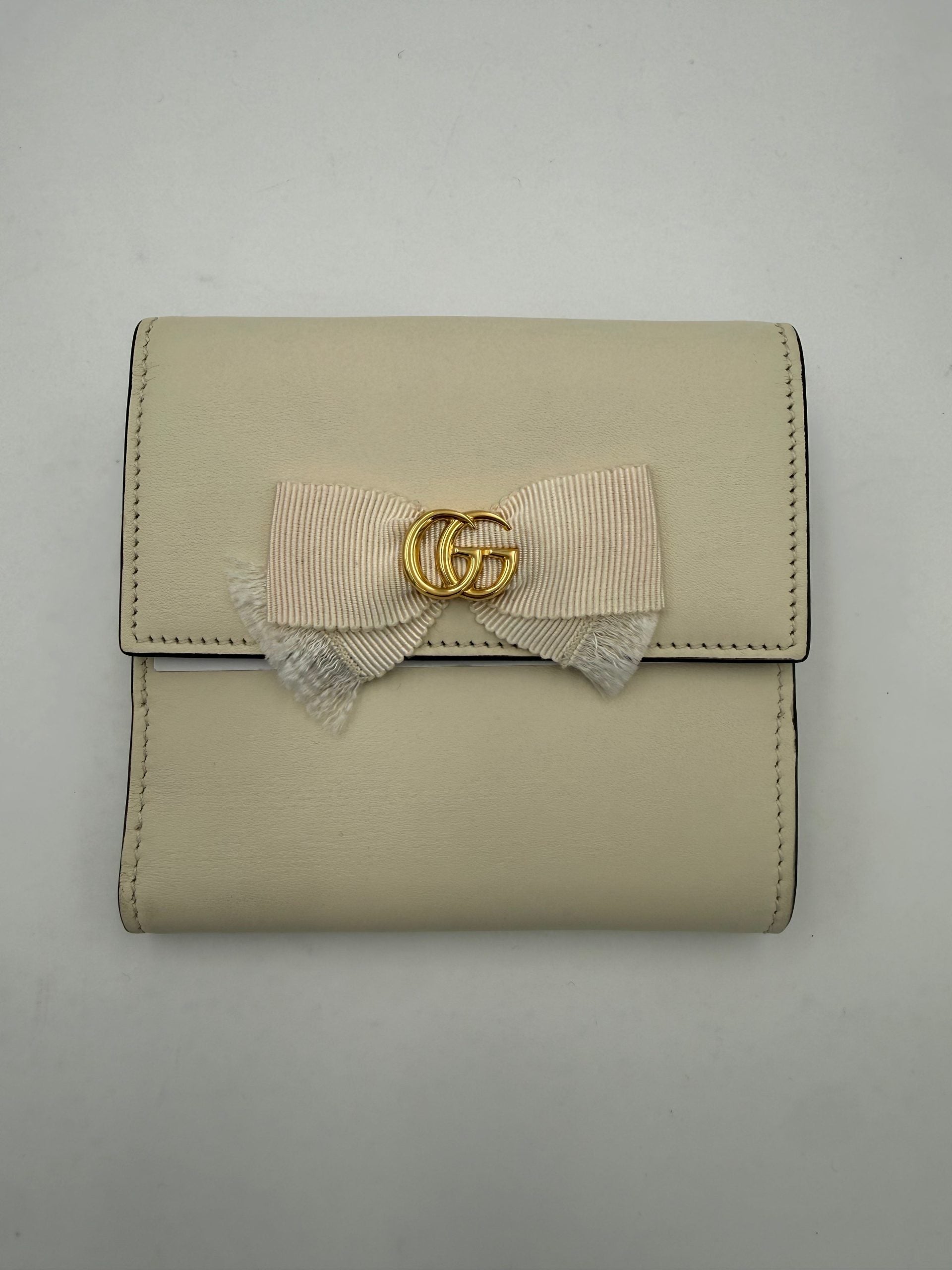 Gucci GUCCI GG Marmont Compact Wallet