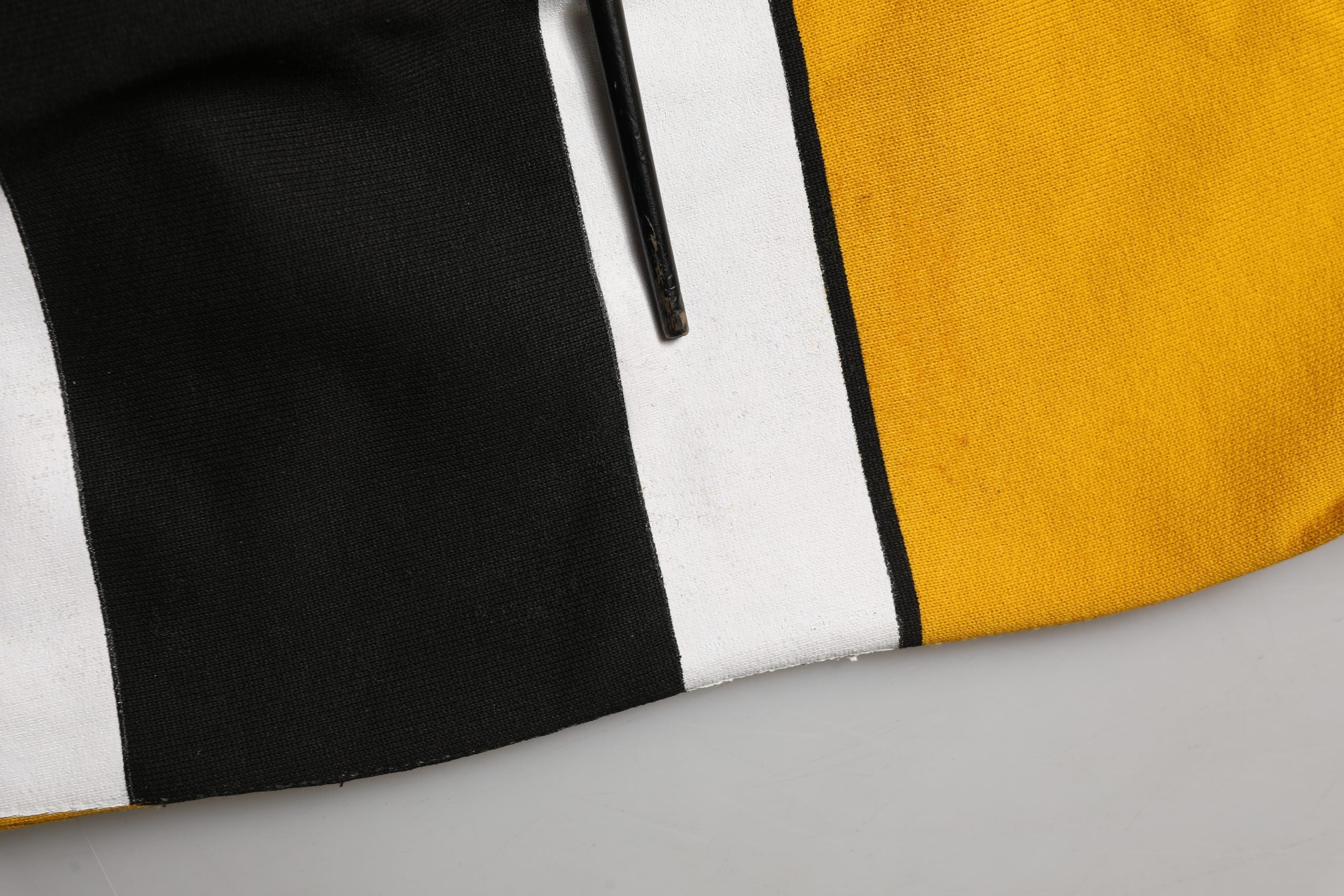 Dolce & Gabbana Yellow Crew Neck Jersey Sweatshirt Sweater