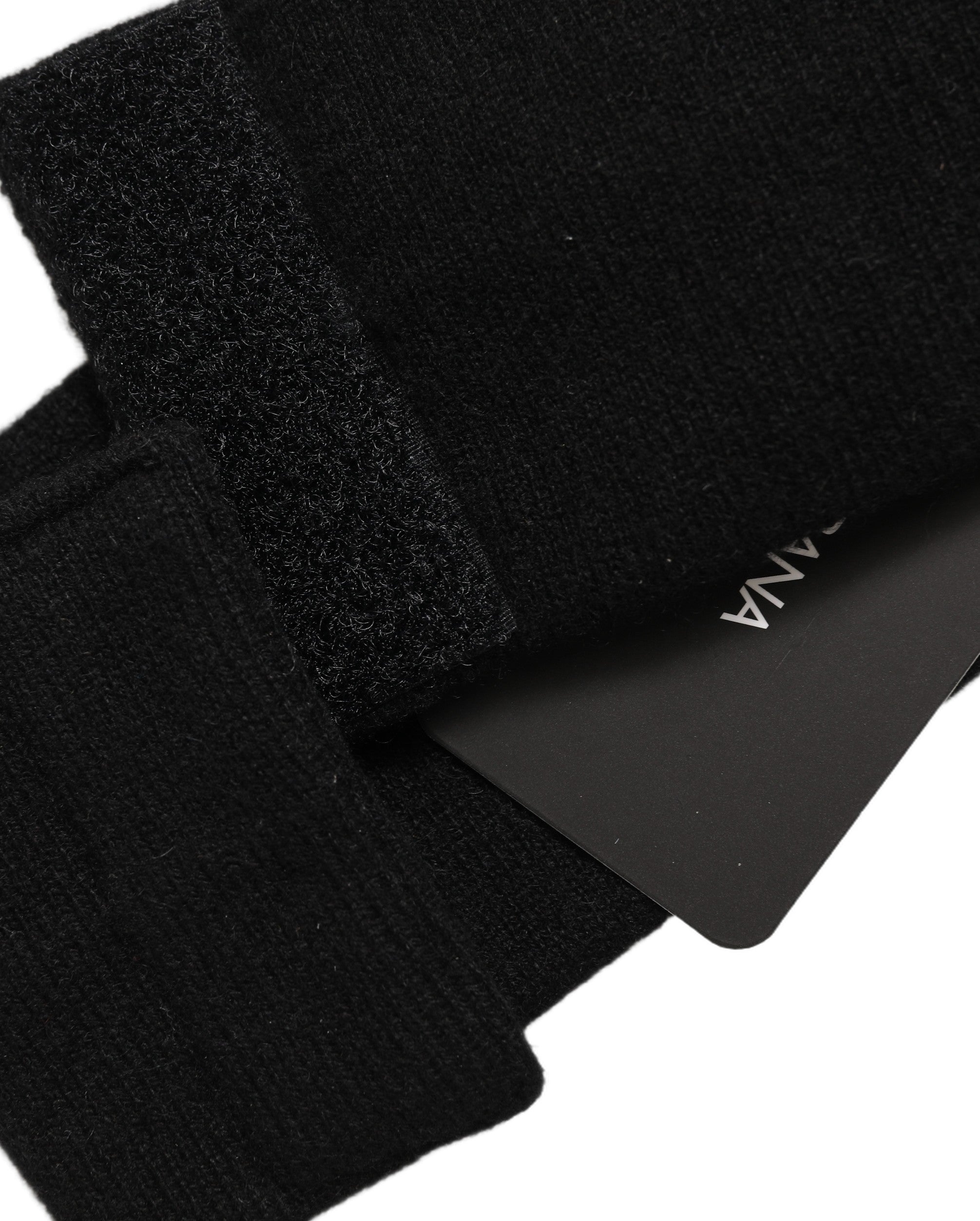 Dolce & Gabbana Men Black Cashmere Knitted Logo Head Band One Size