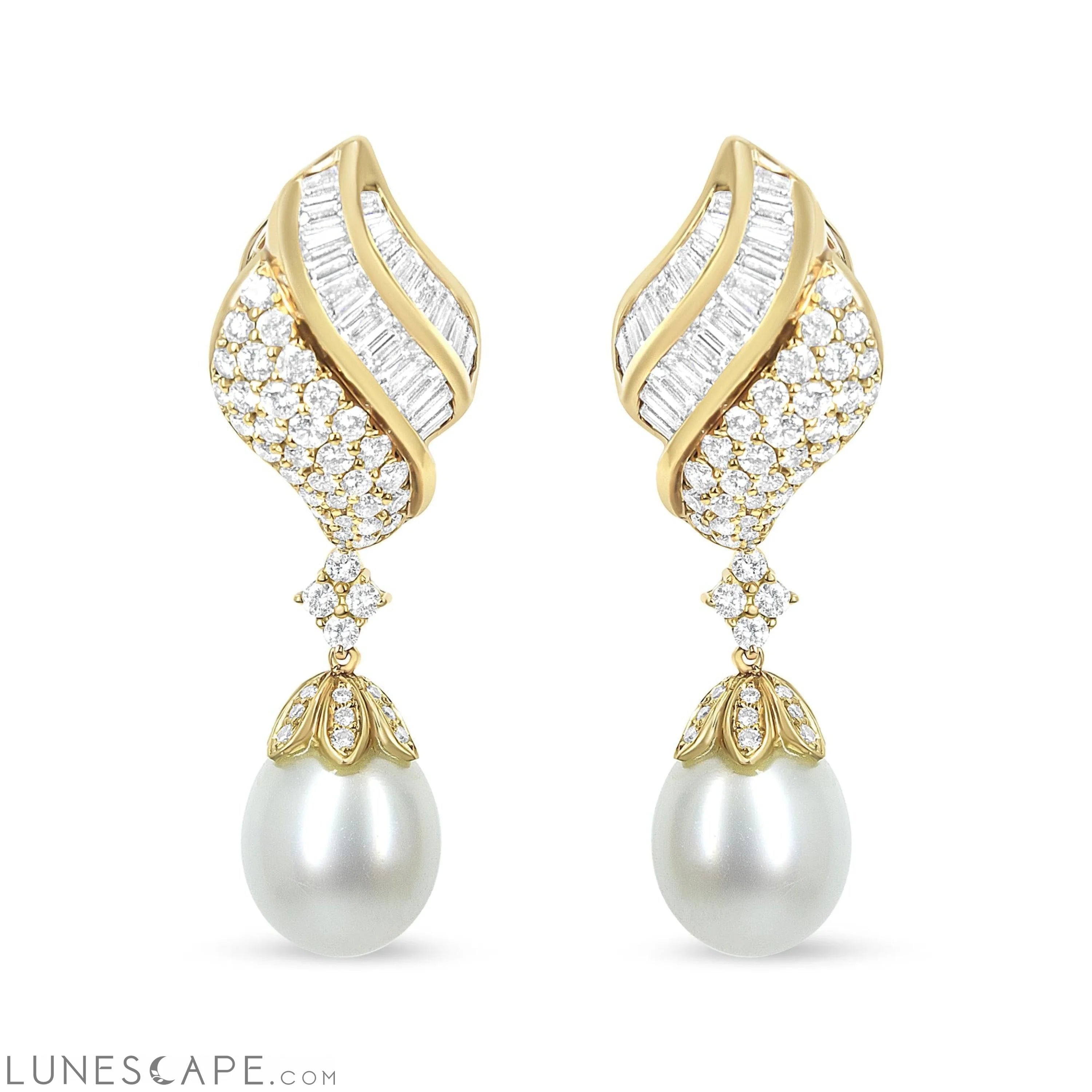 18k Yellow Gold 7.0 Cttw Baguette and Round Diamond South Sea Pearl Drop Dangle Clip-On Earrings (F-G Color, VS1-VS2 Clarity) LUNESCAPE
