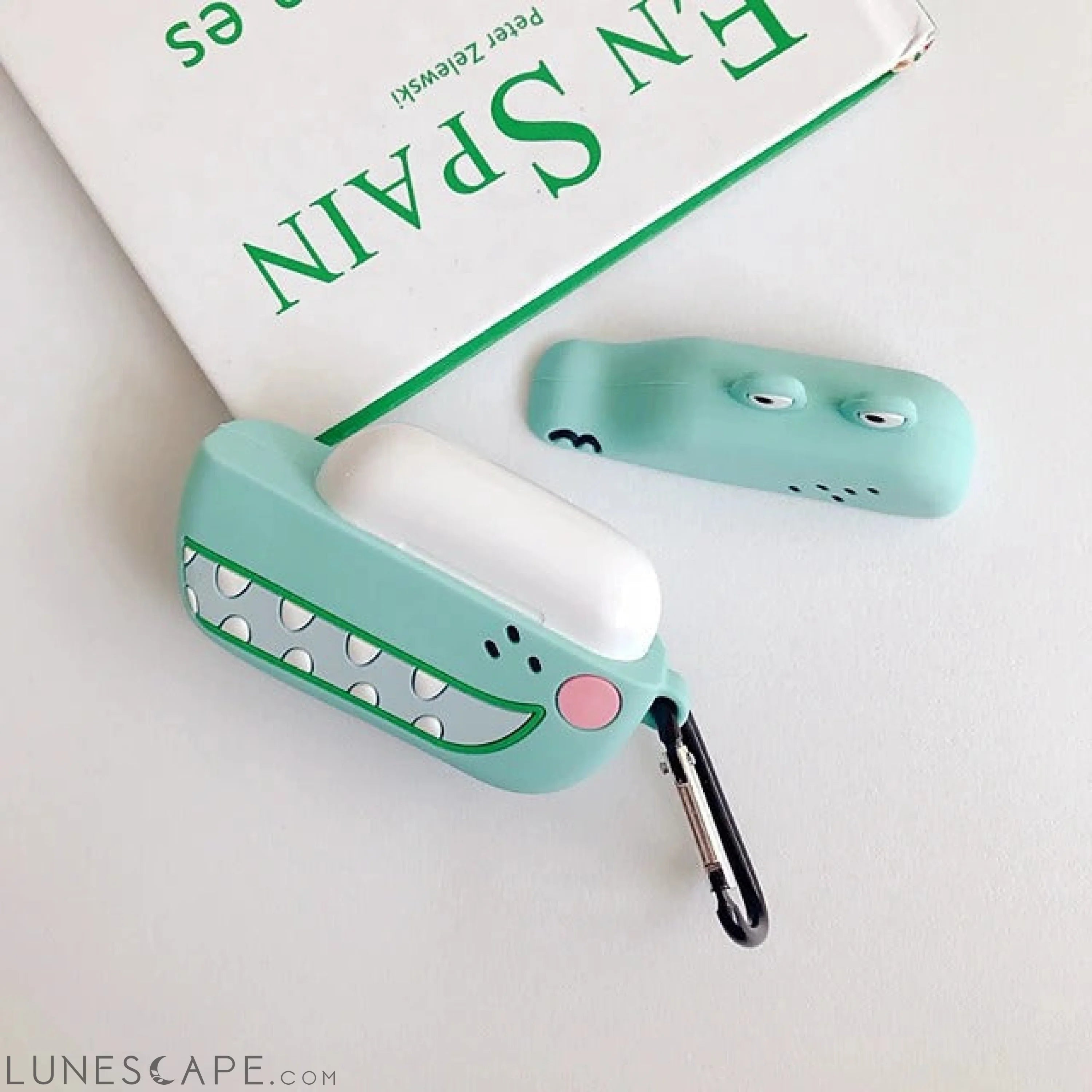 3D Crocodile  AirPods Headphone Case LUNESCAPE