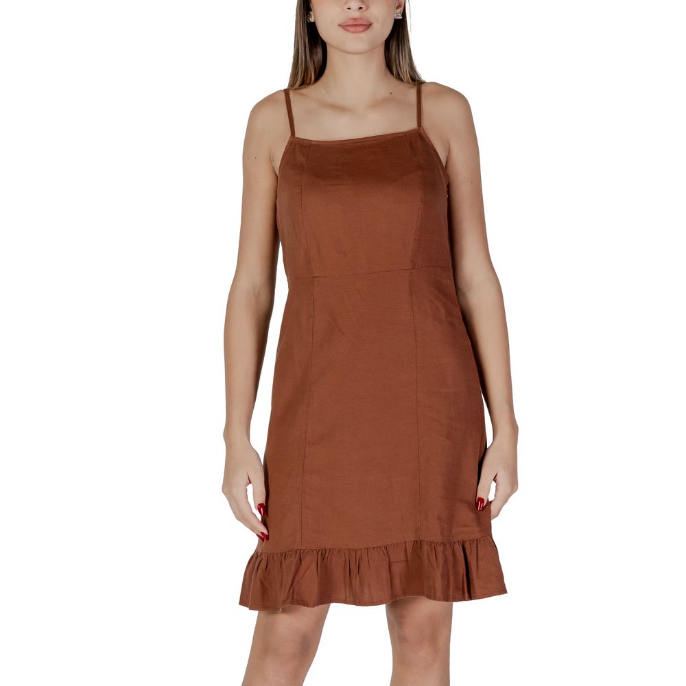 B.Young Brown Linen Midi LUNESCAPE