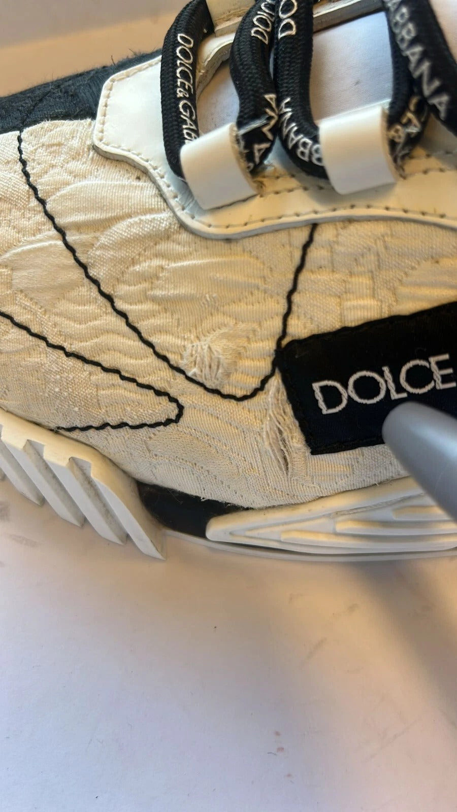 Dolce & Gabbana White Black Low Top NS1 Sneakers Shoes