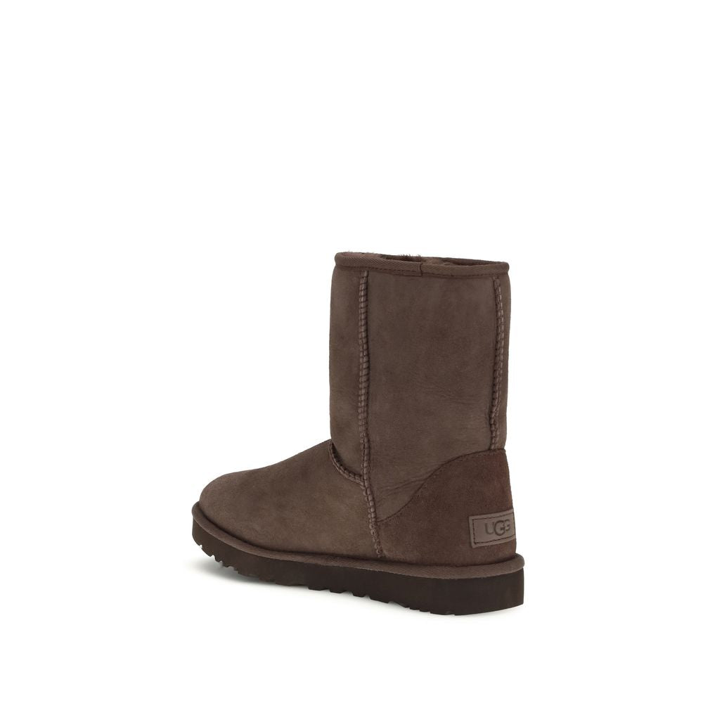 UGG Classic Short II Boots LUNESCAPE