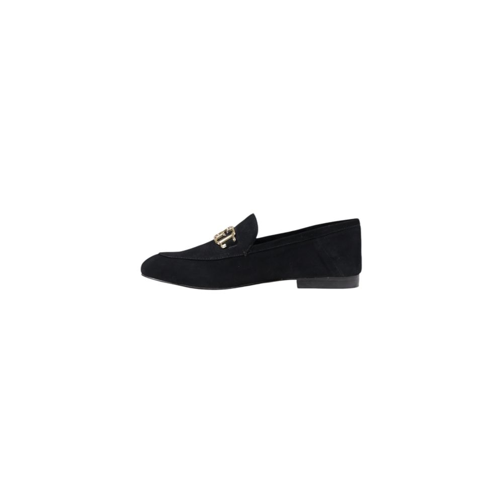 Guess Black Leather Platform Pumps