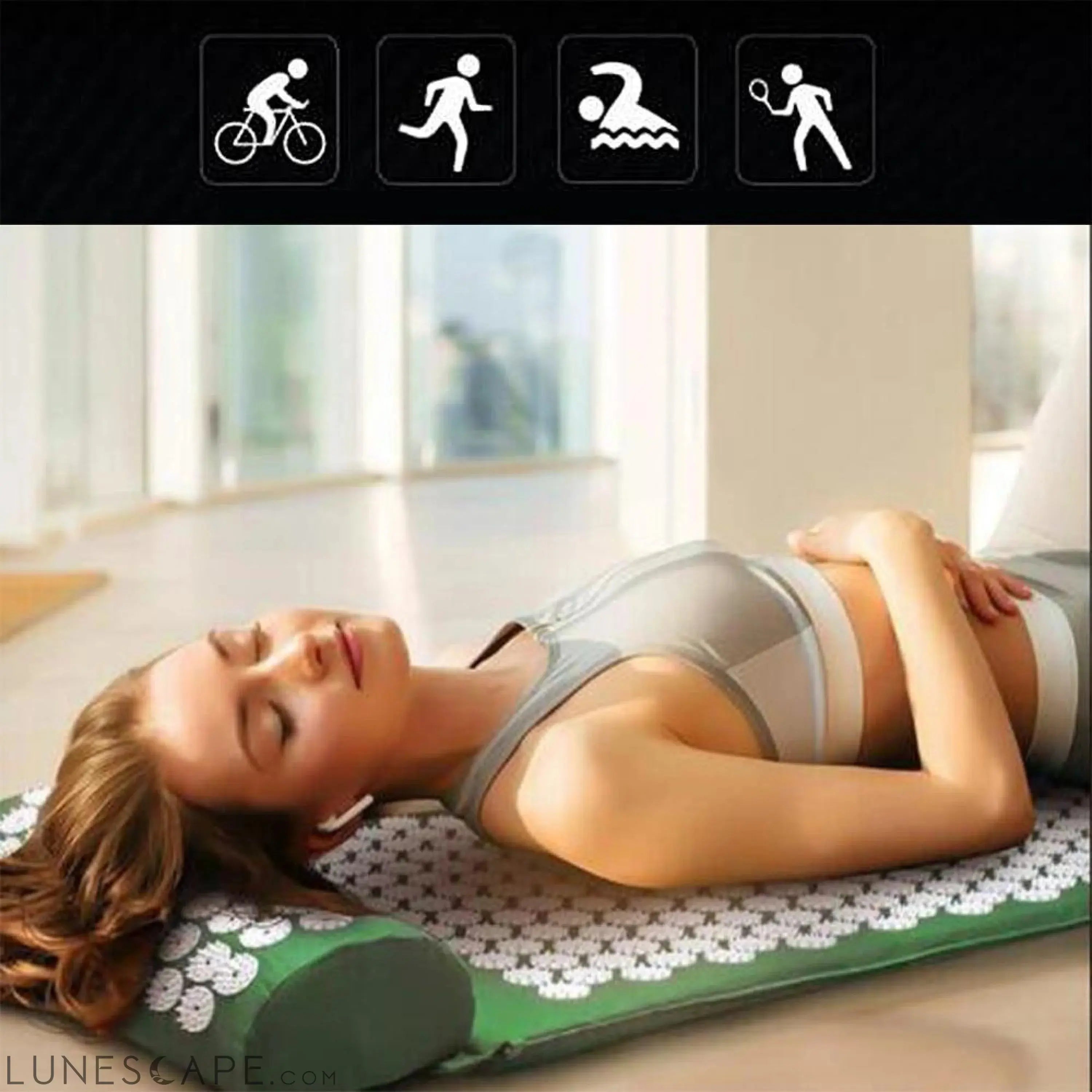 Accupressure Massaging Yoga Mat LUNESCAPE