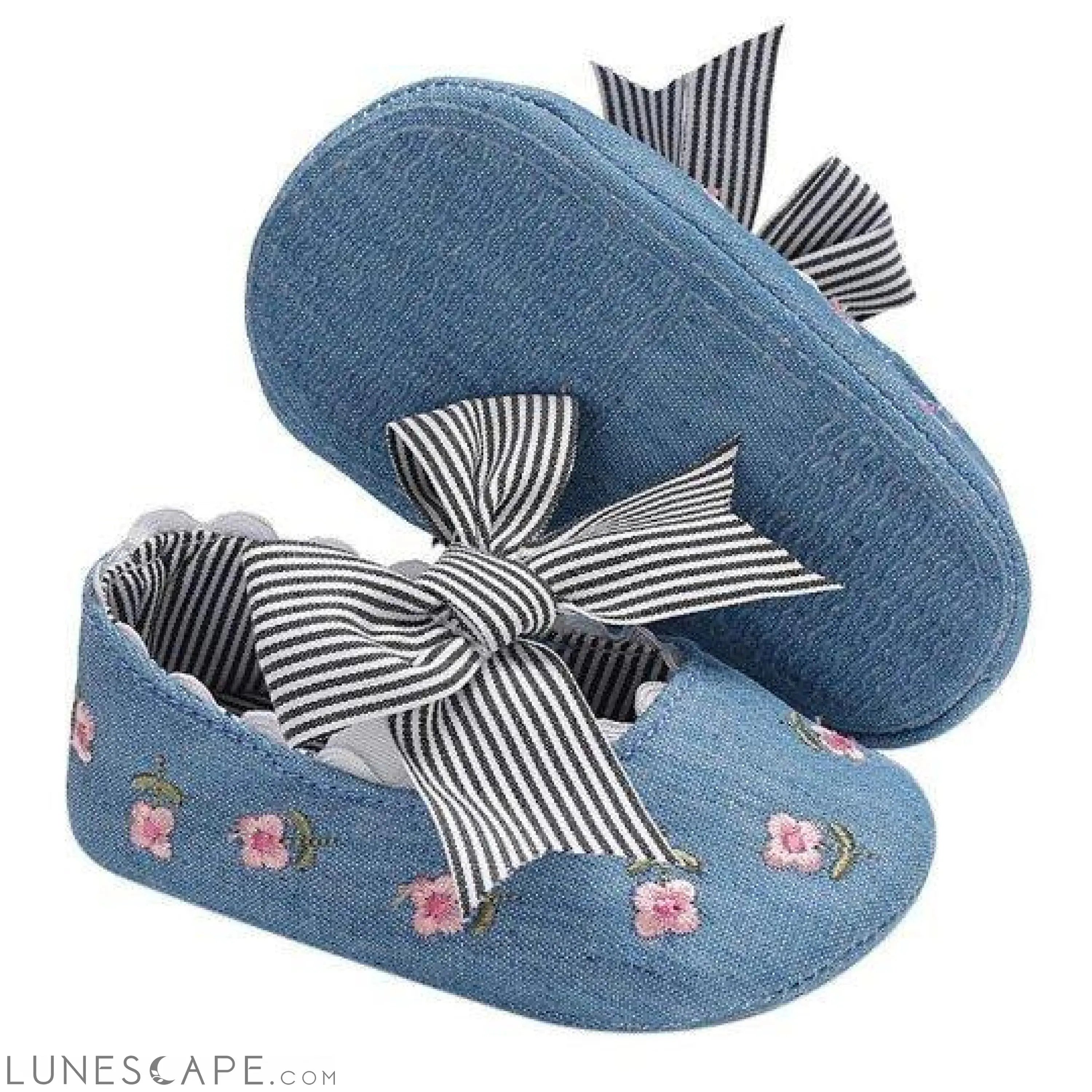 Baby's First Ballet Shoes LUNESCAPE