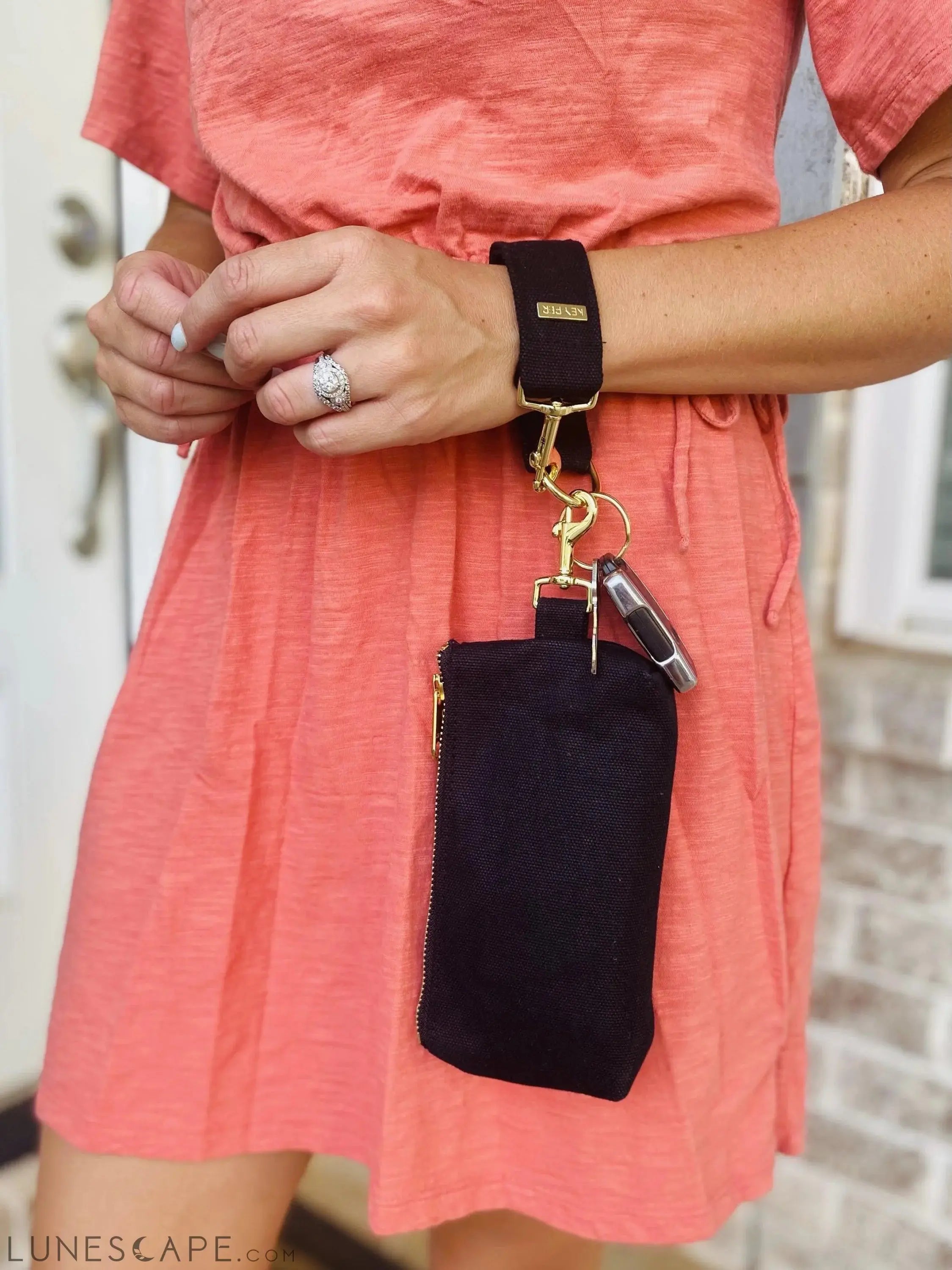 Black CLASSIC CANVAS WRISTLET SET LUNESCAPE