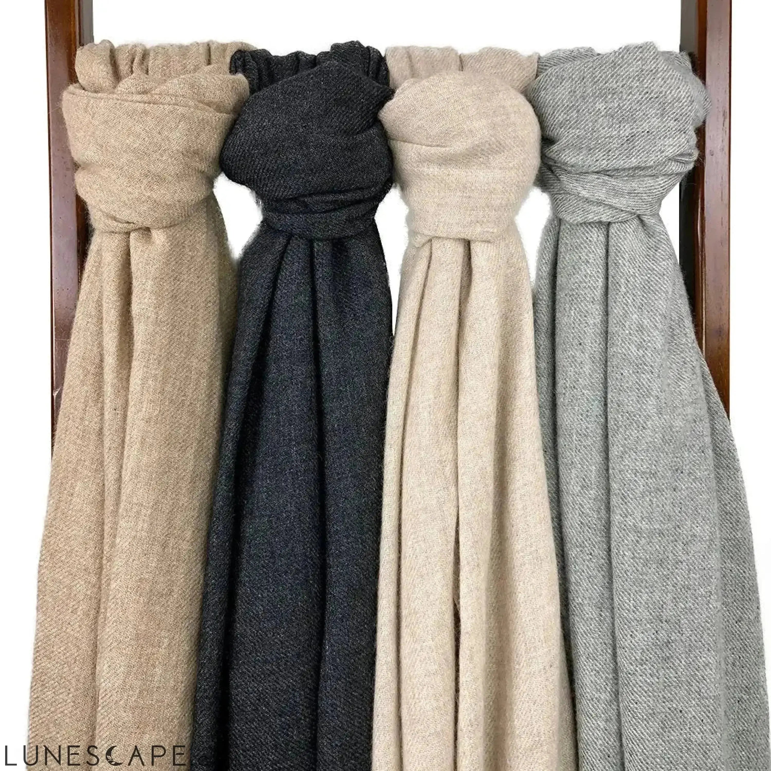 Blush Handloom Cashmere Scarf LUNESCAPE