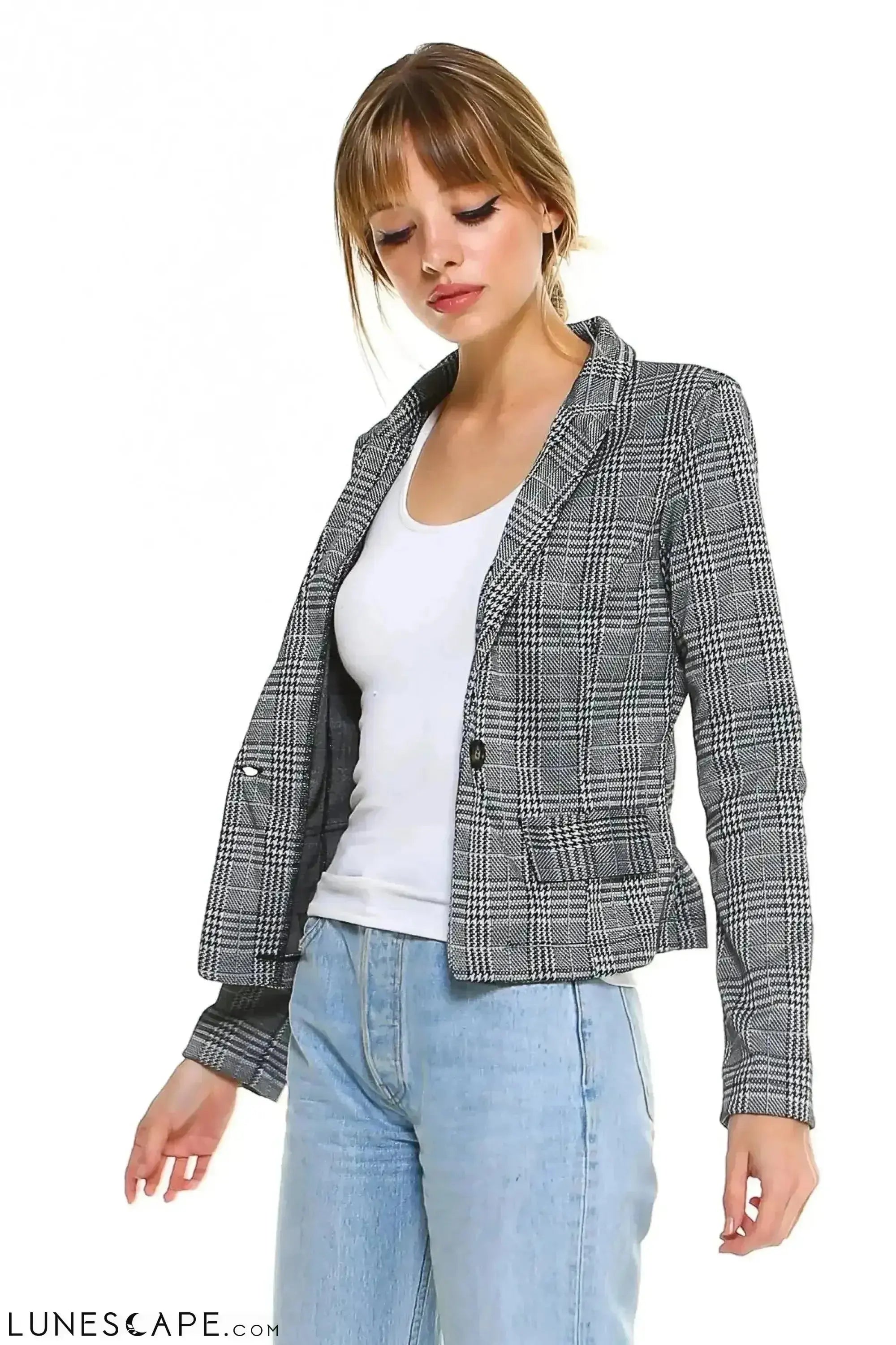 Cropped Plaid Blazer LUNESCAPE