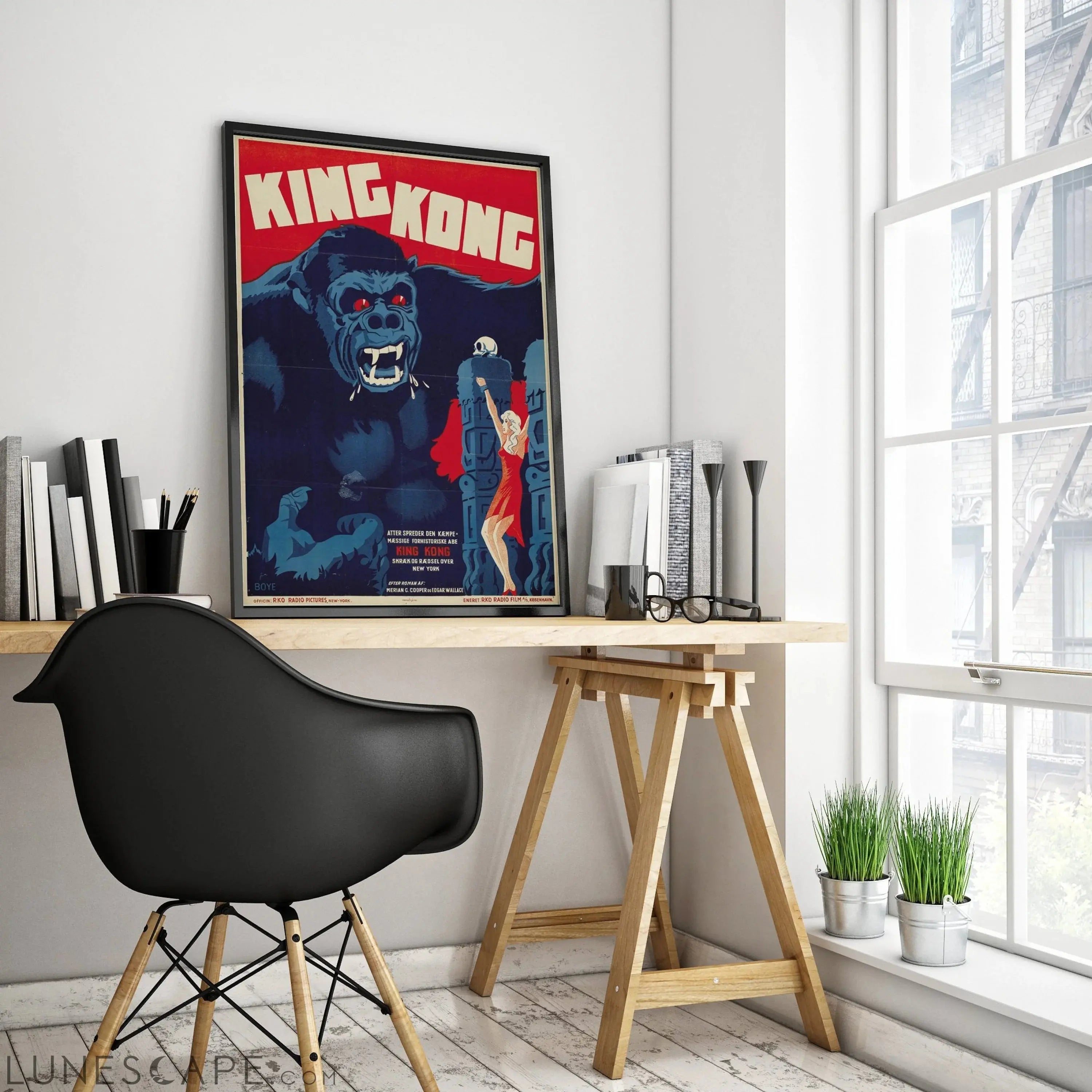King Kong Wall Poster - Multiple Sizes LUNESCAPE