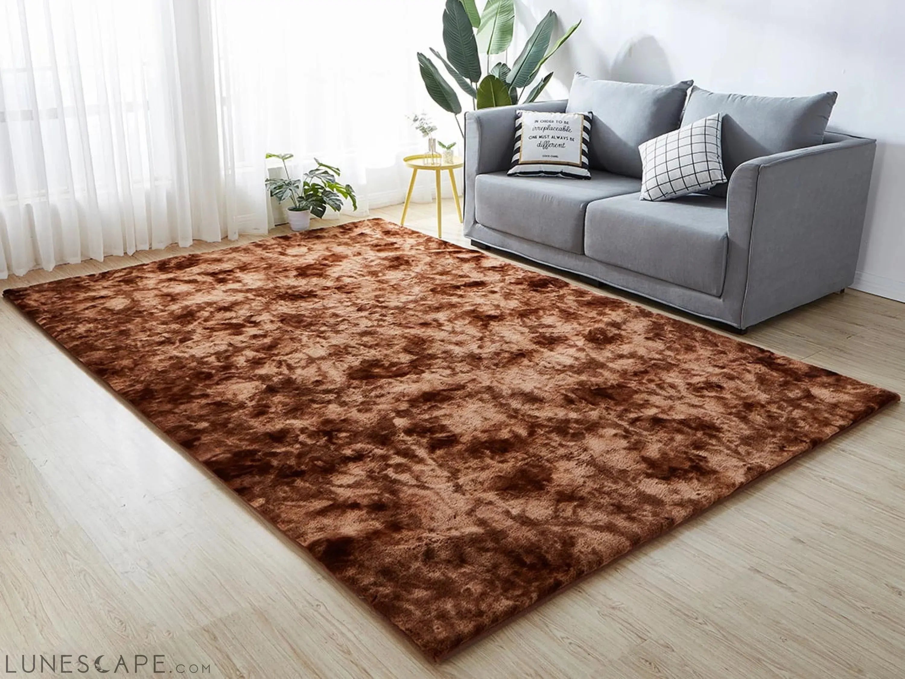 Lily Luxury Brown Tie-Die Chinchilla Faux Fur Area Rug LUNESCAPE