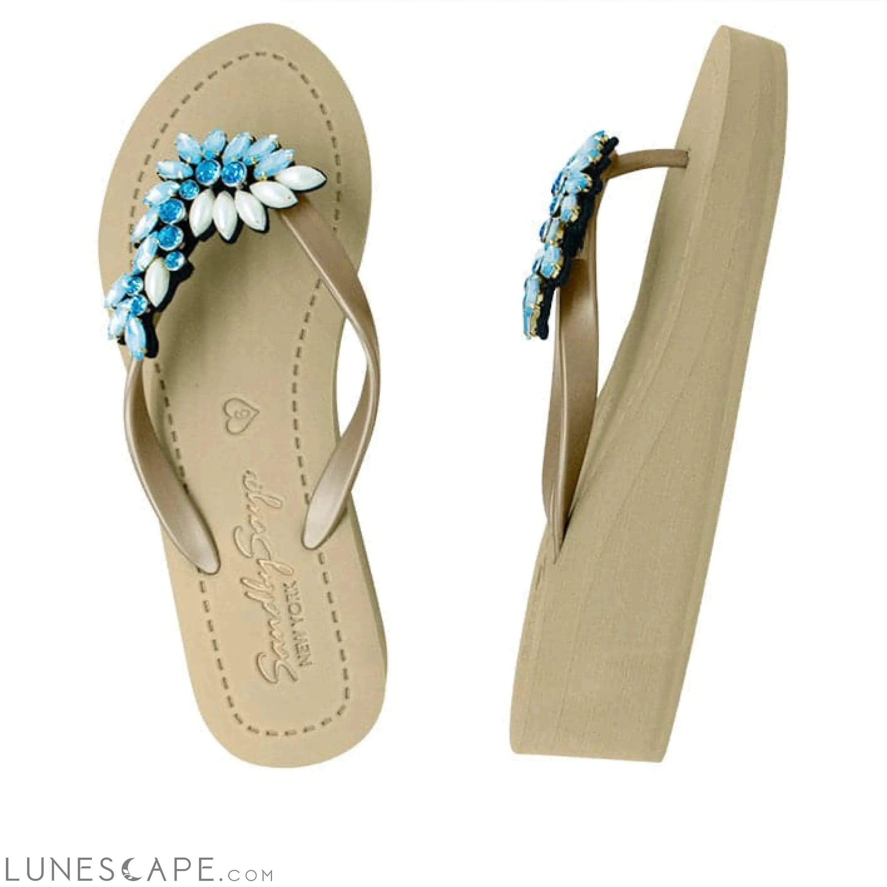 Manhattan Pearl - Women's Mid Wedge LUNESCAPE