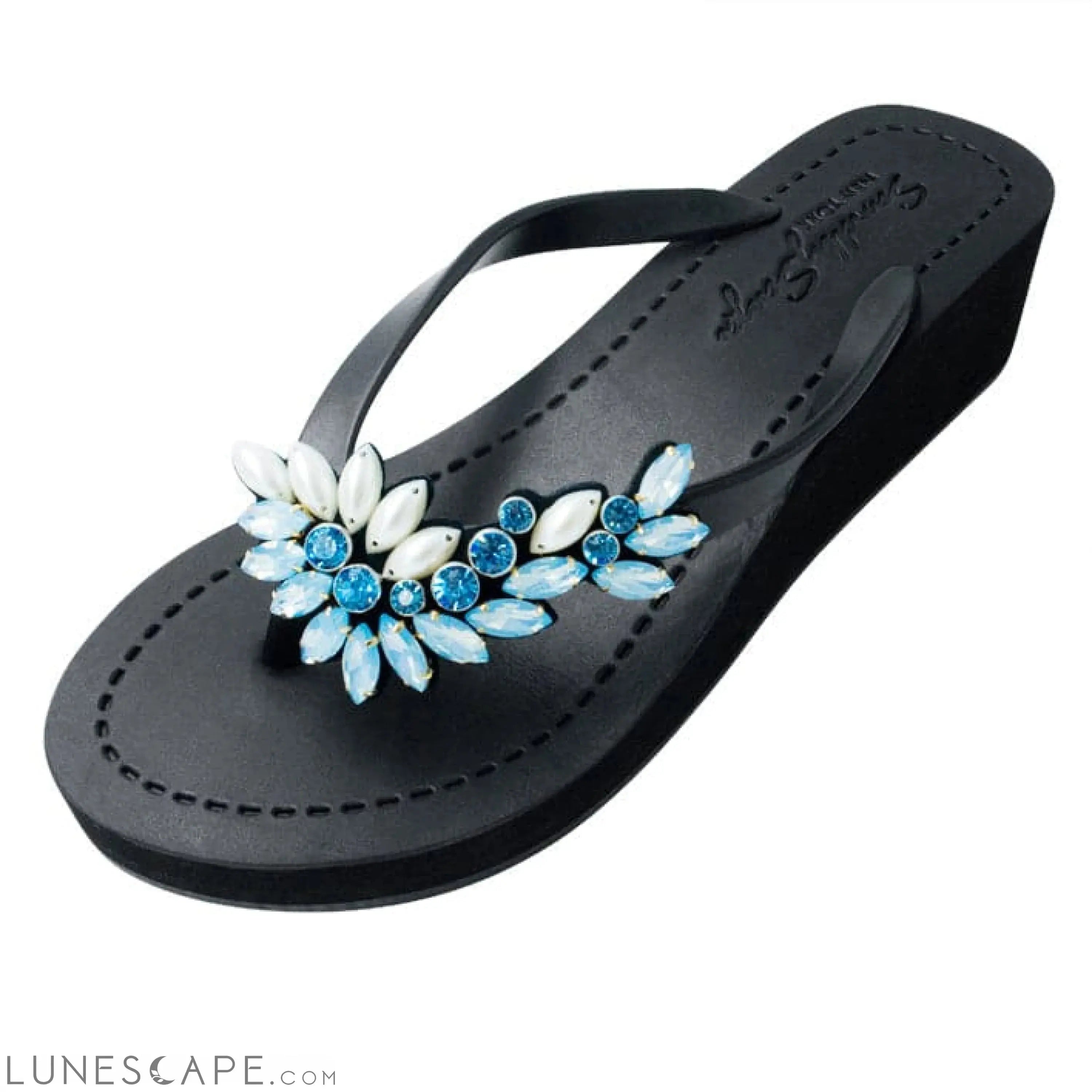 Manhattan Pearl - Women's Mid Wedge LUNESCAPE