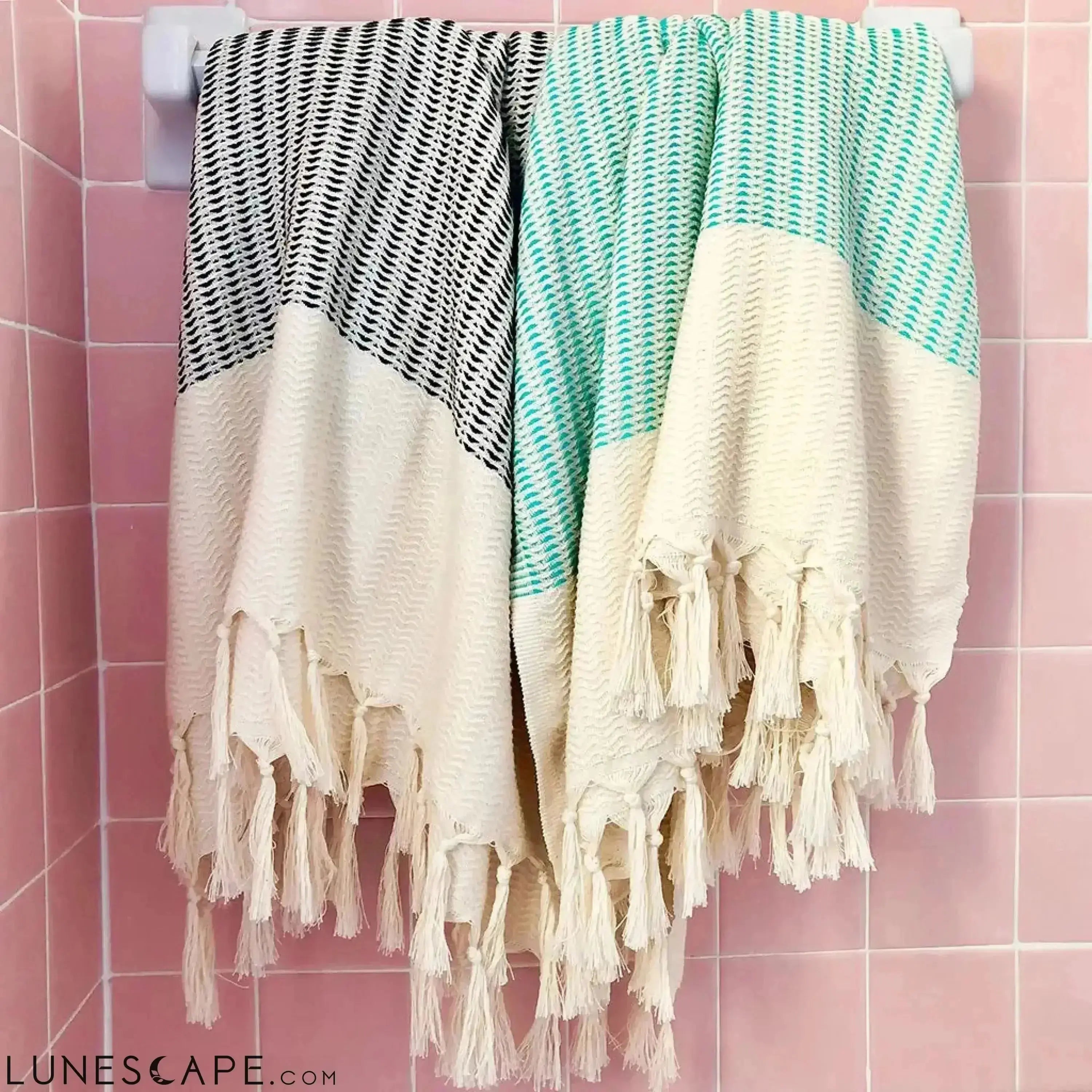 Plush Wavy Turkish Towel LUNESCAPE