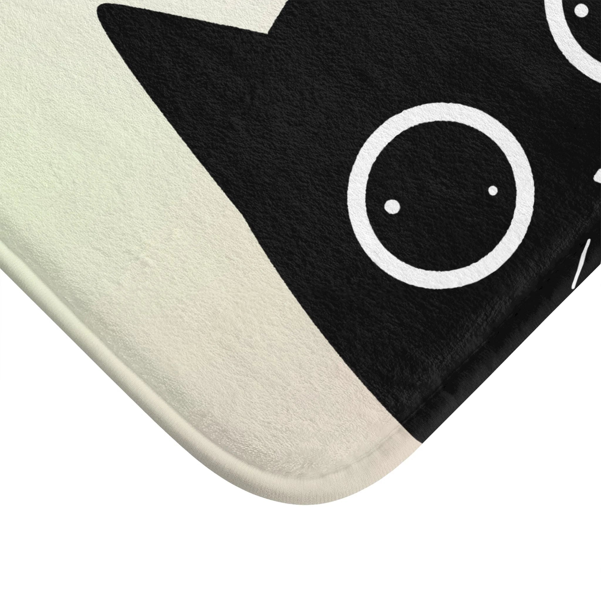 Adorable Cat Anime Bath Mat LUNESCAPE