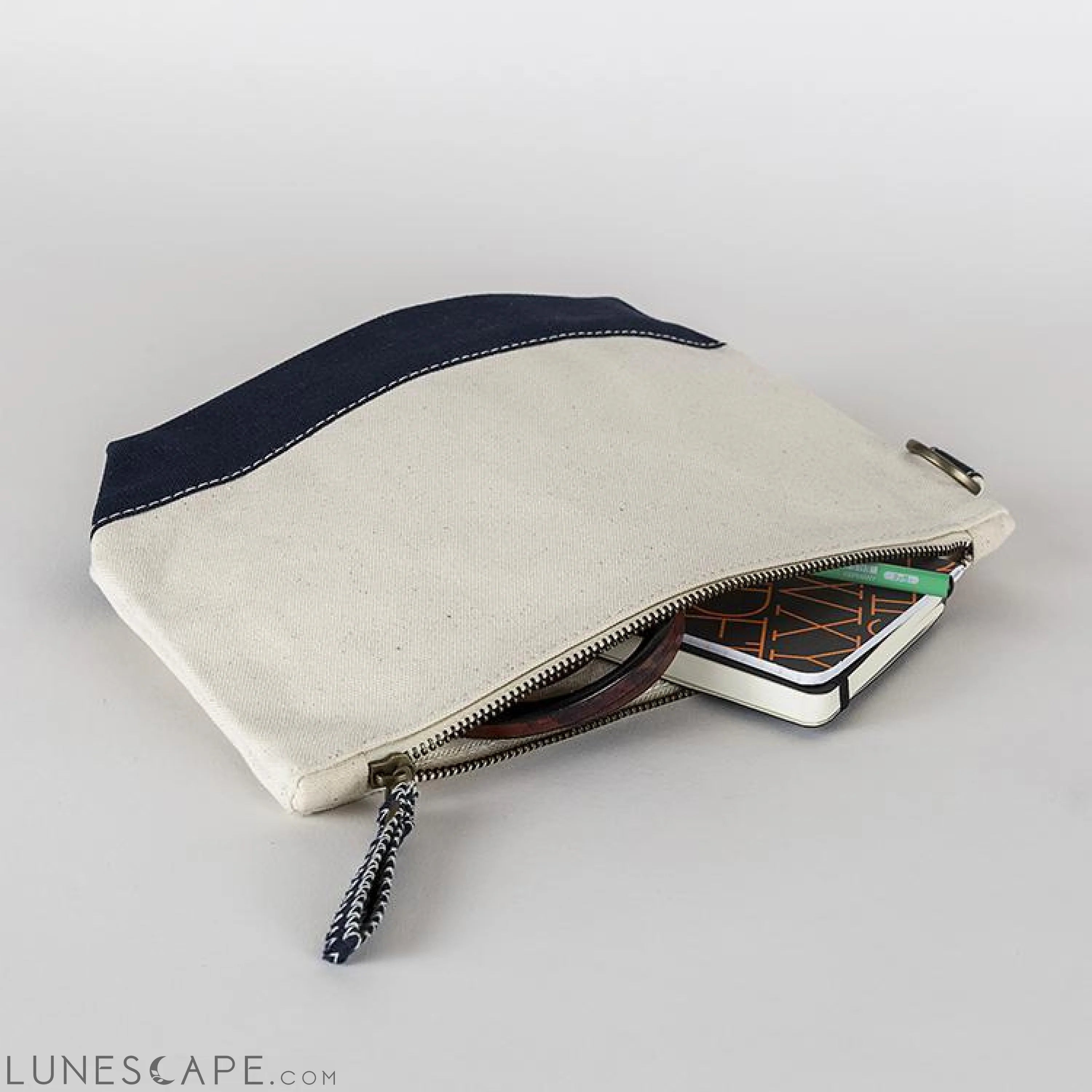 All In Pouch LUNESCAPE