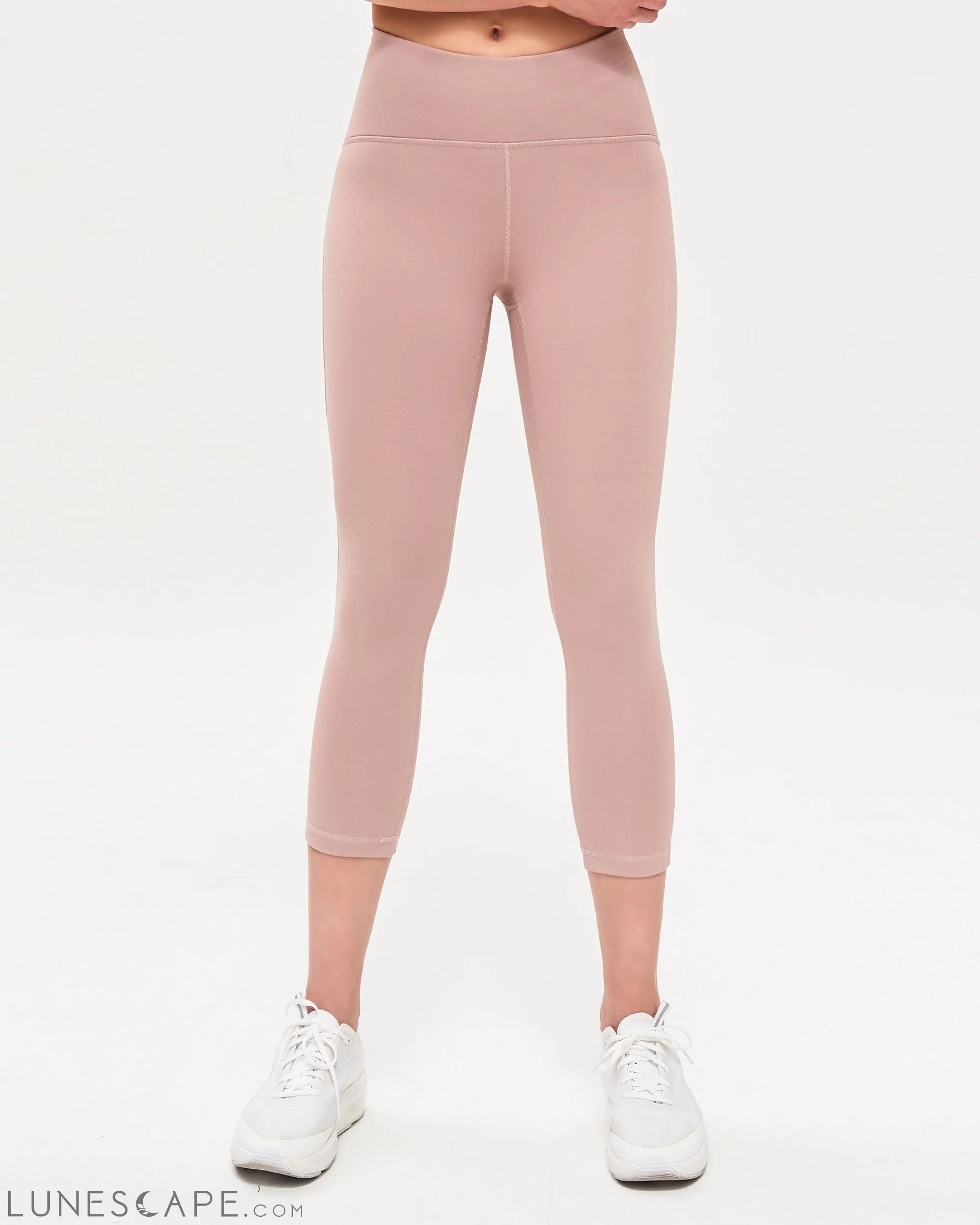 Alliance Ventiflo™ Crop Legging 21.5" LUNESCAPE