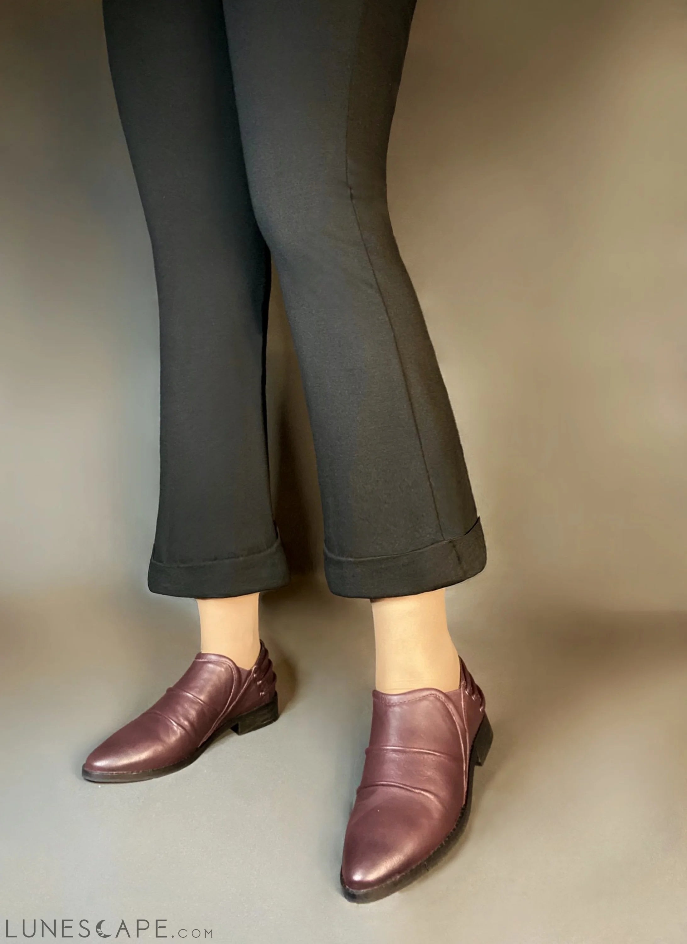 Annie Burgundy Dress Loafer LUNESCAPE