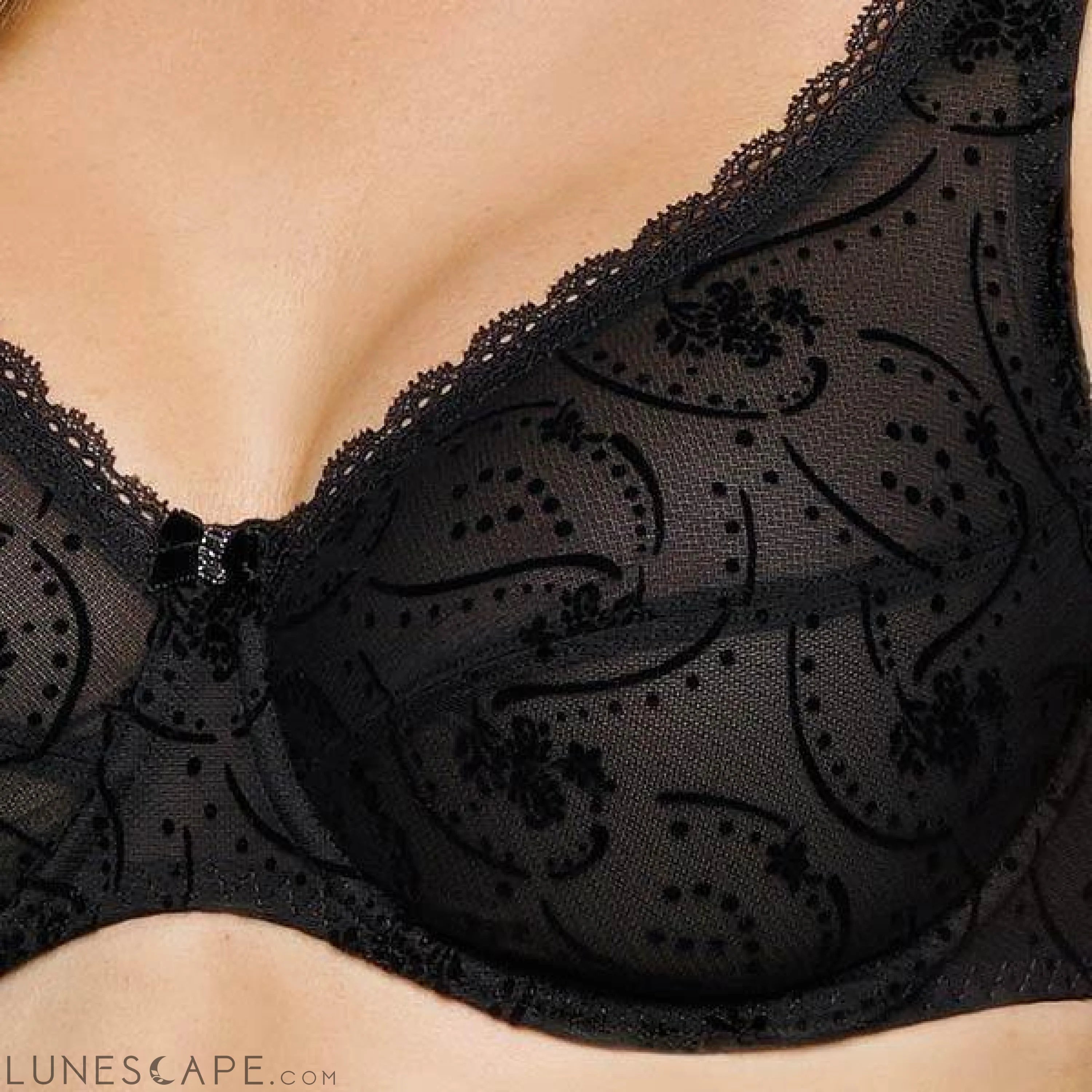 Antigel Sheer Lace Full Figure Bra, Jolie Muse - Lise Charmel LUNESCAPE