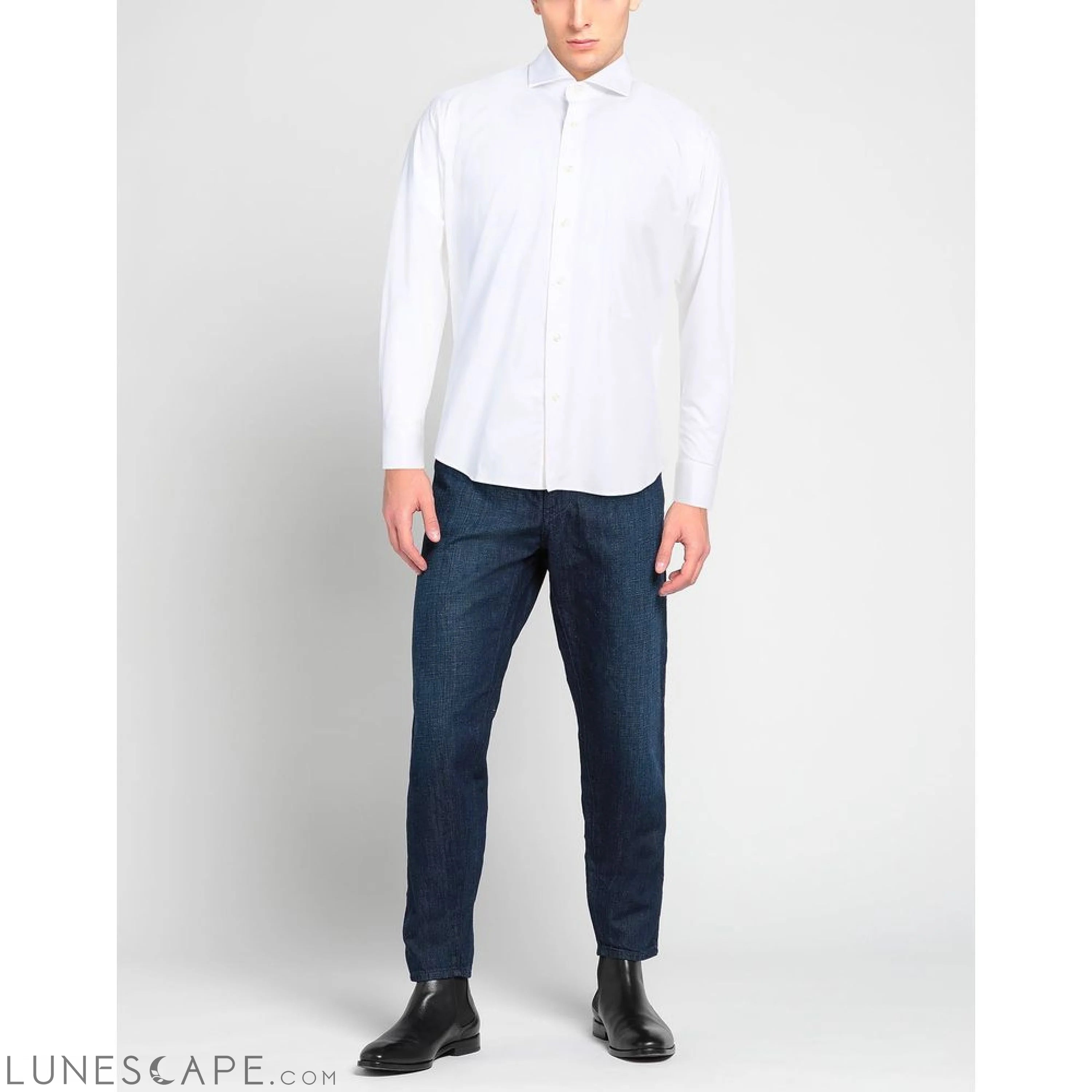 Aquascutum Sophisticated White Cotton Shirt with Embroidered Logo LUNESCAPE