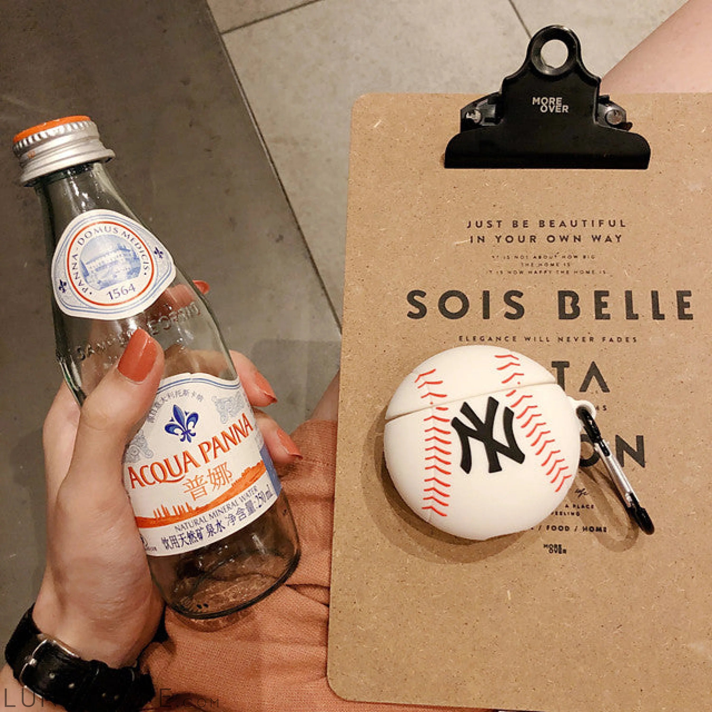 Baseball AirPods Headphone Case LUNESCAPE