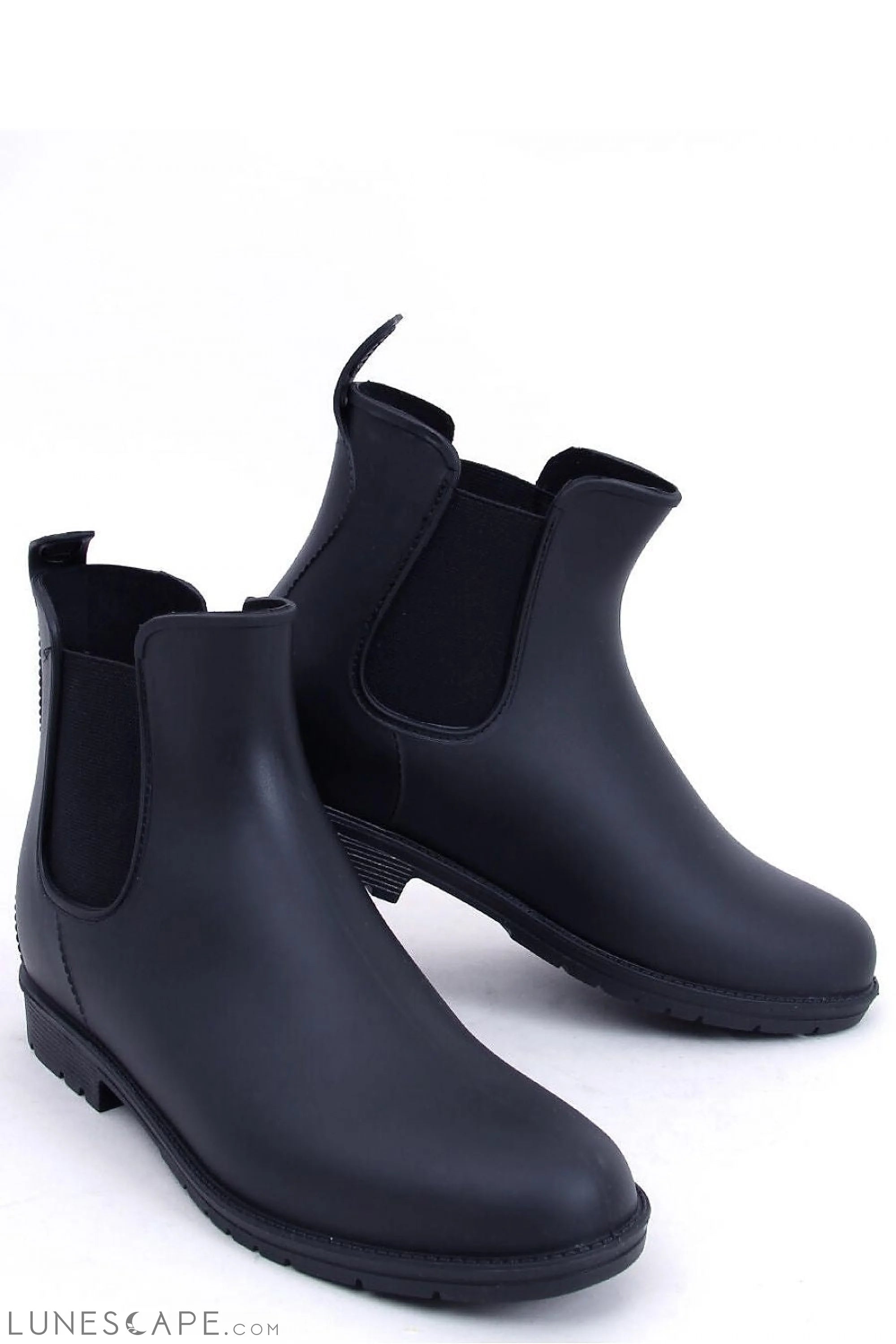 Black Waterproof Wellington Chelsea Boot for Women - Low Heel LUNESCAPE