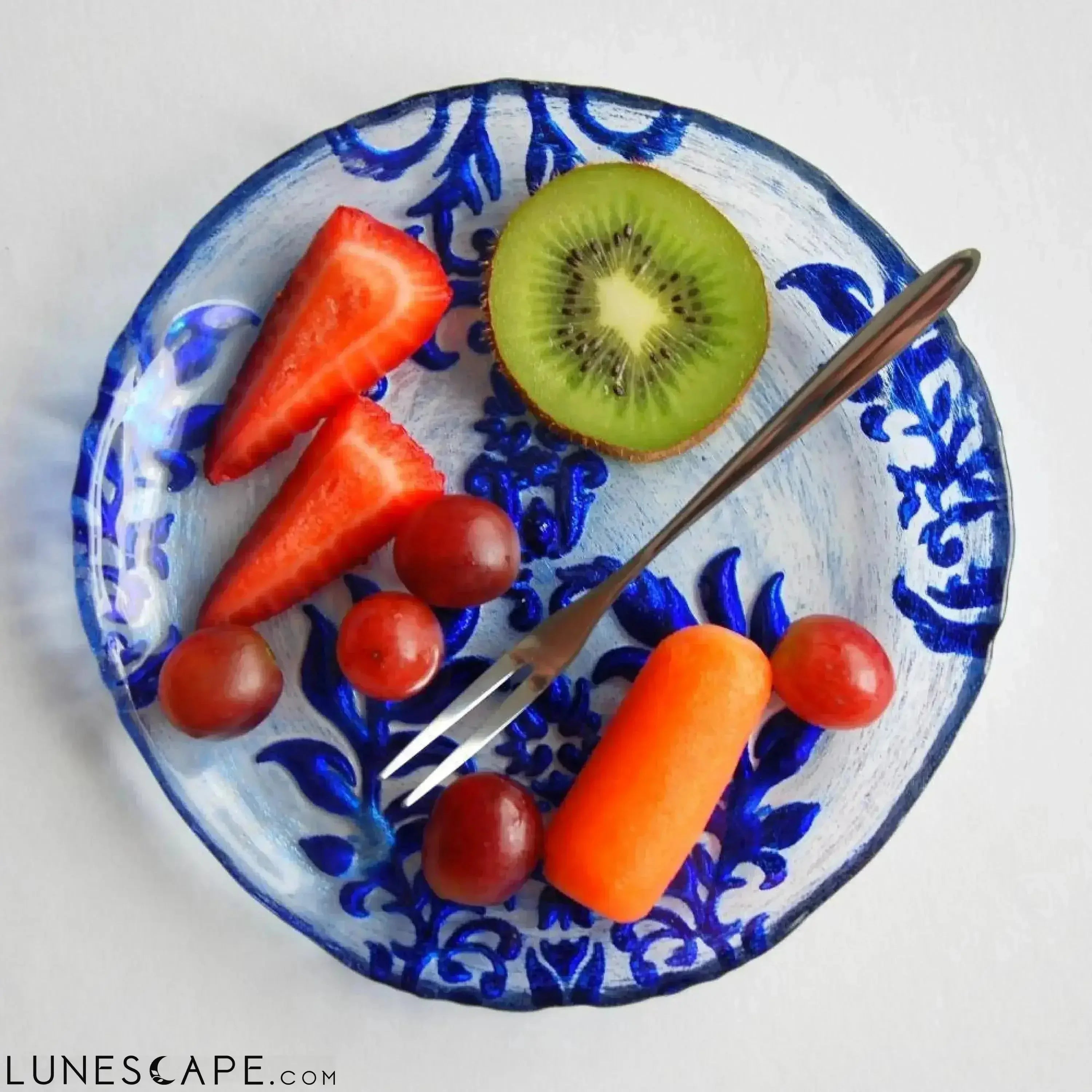 Blue Velvet Gilded Glass Canapé Plate LUNESCAPE