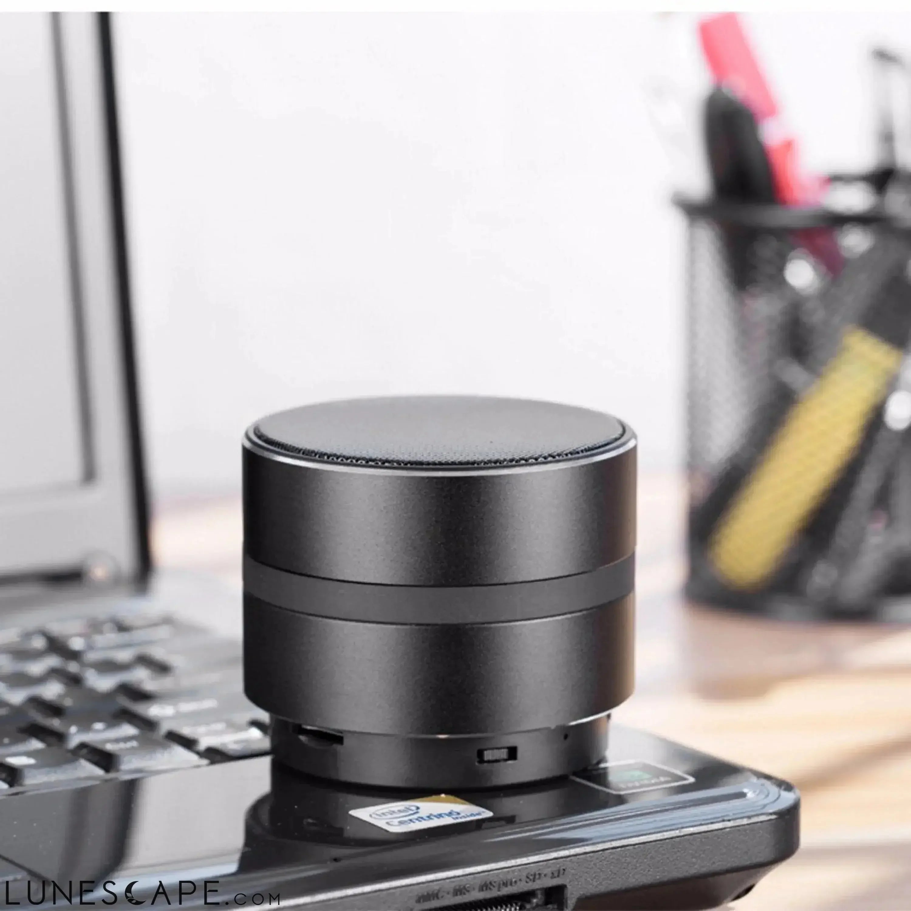 Bluetooth Wireless Travel Speaker LUNESCAPE