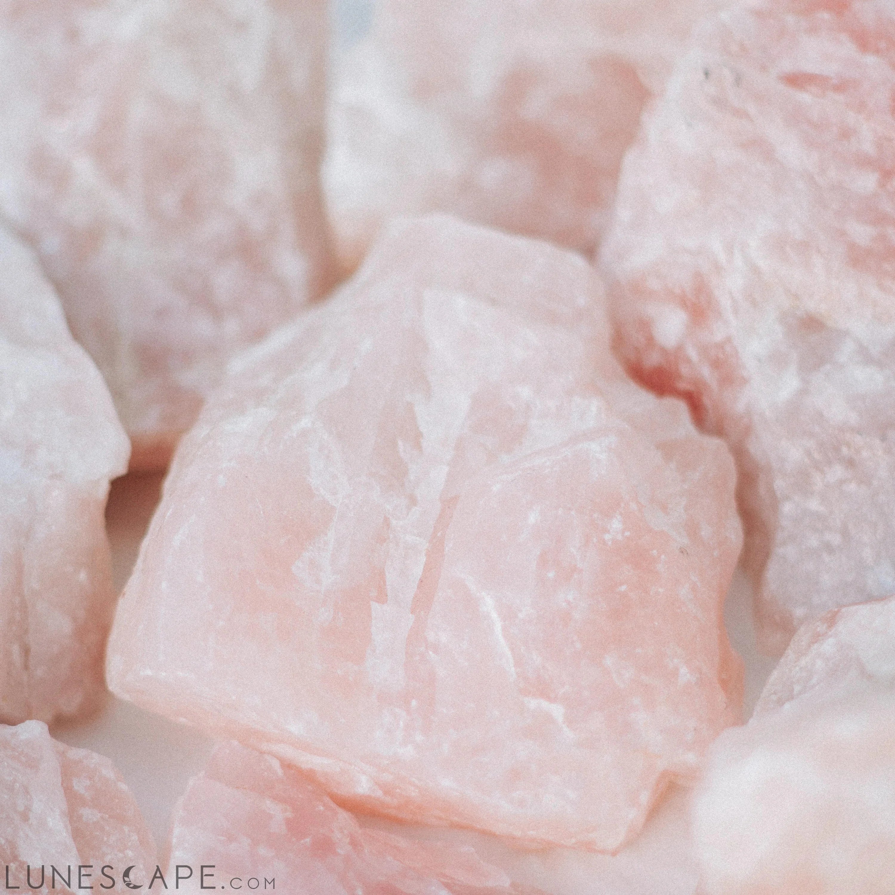Blushing Rosé Gemstone Diffuser LUNESCAPE