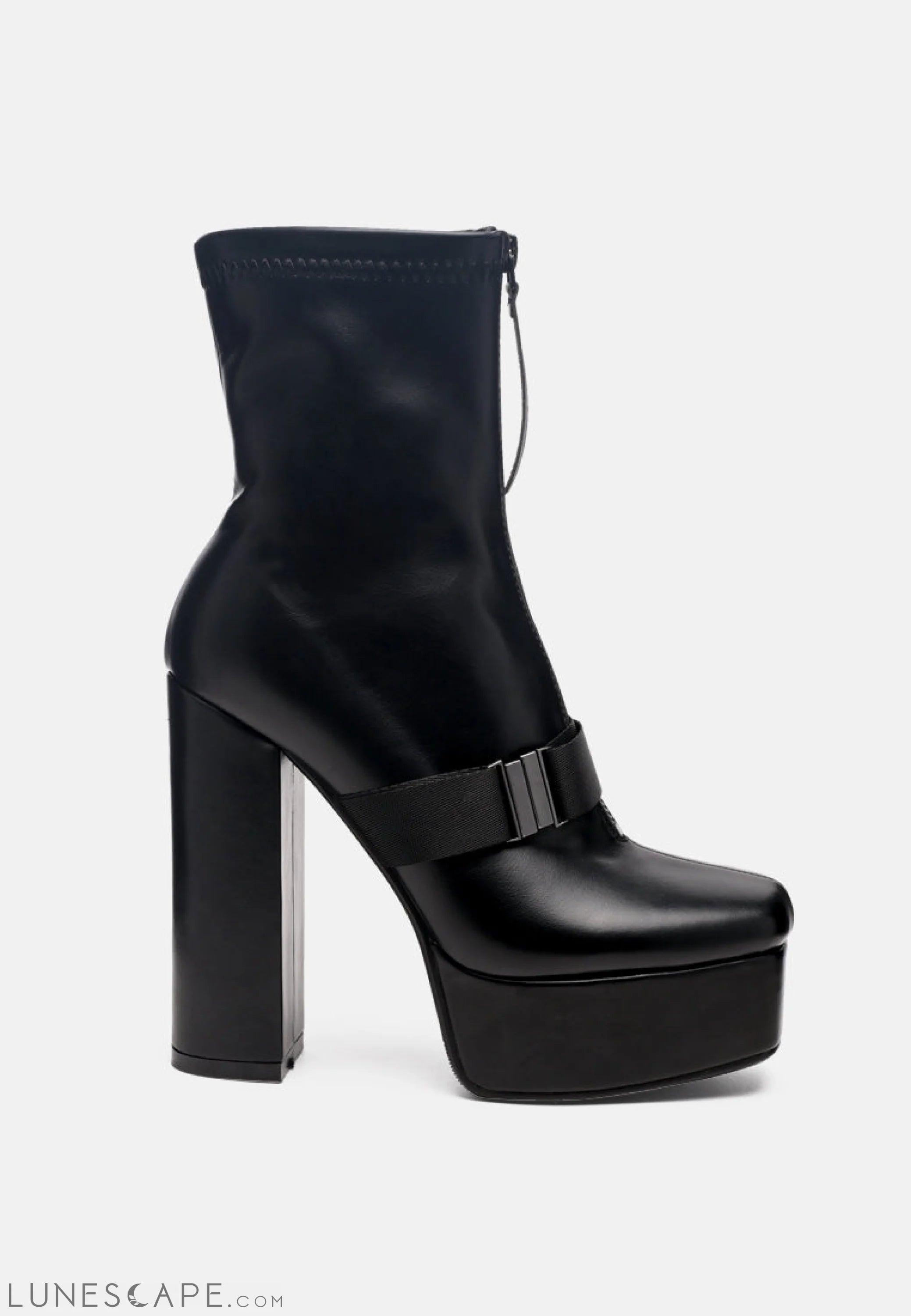 Boomer Chunky High Block Heel Boots LUNESCAPE