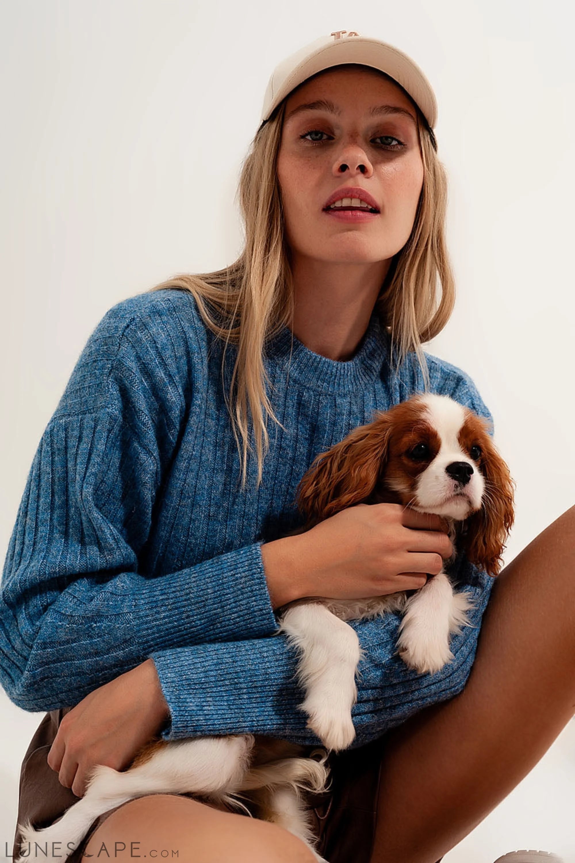 Boxy Chunky Stitch Sweater in Blue LUNESCAPE