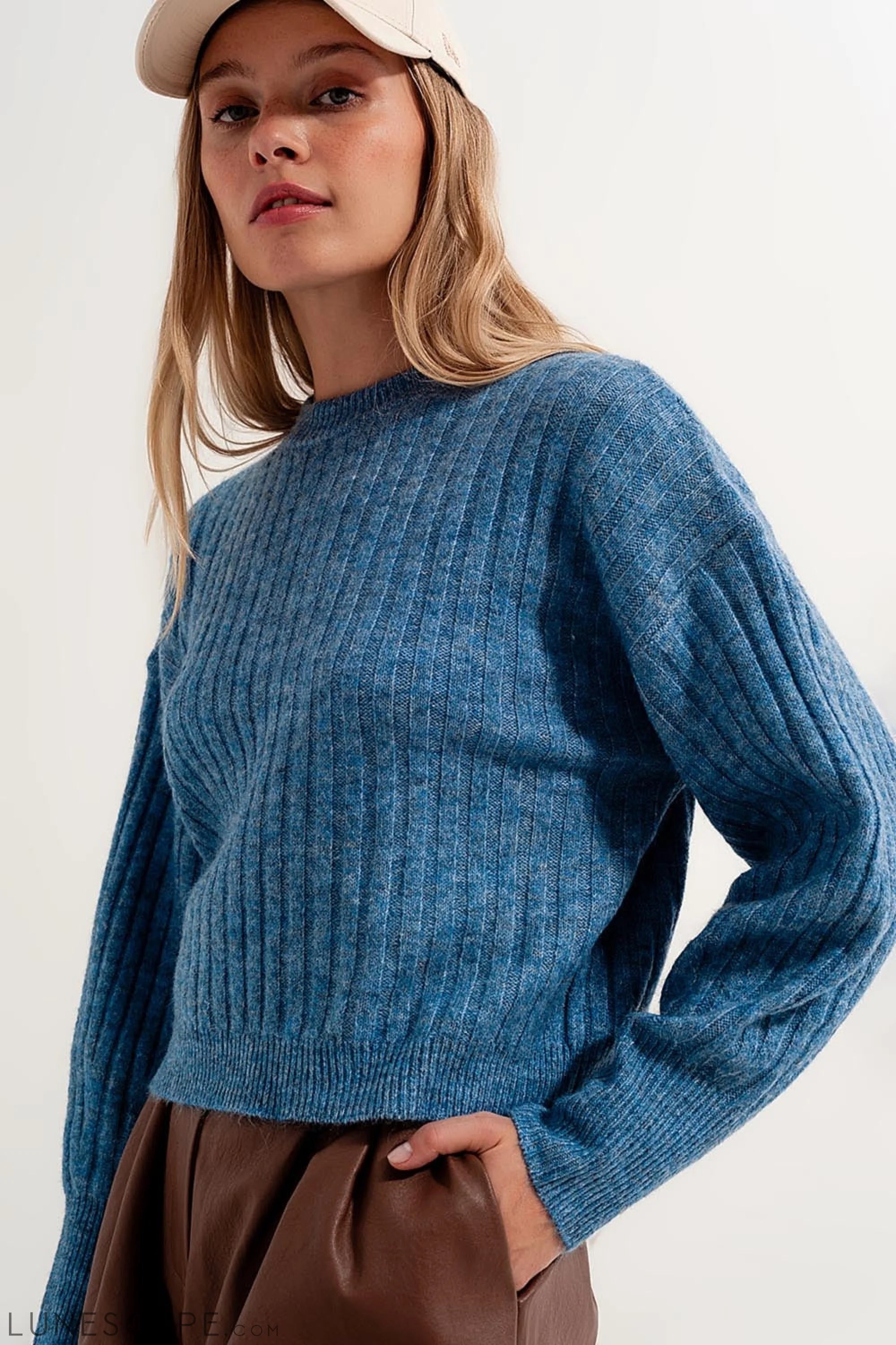 Boxy Chunky Stitch Sweater in Blue LUNESCAPE