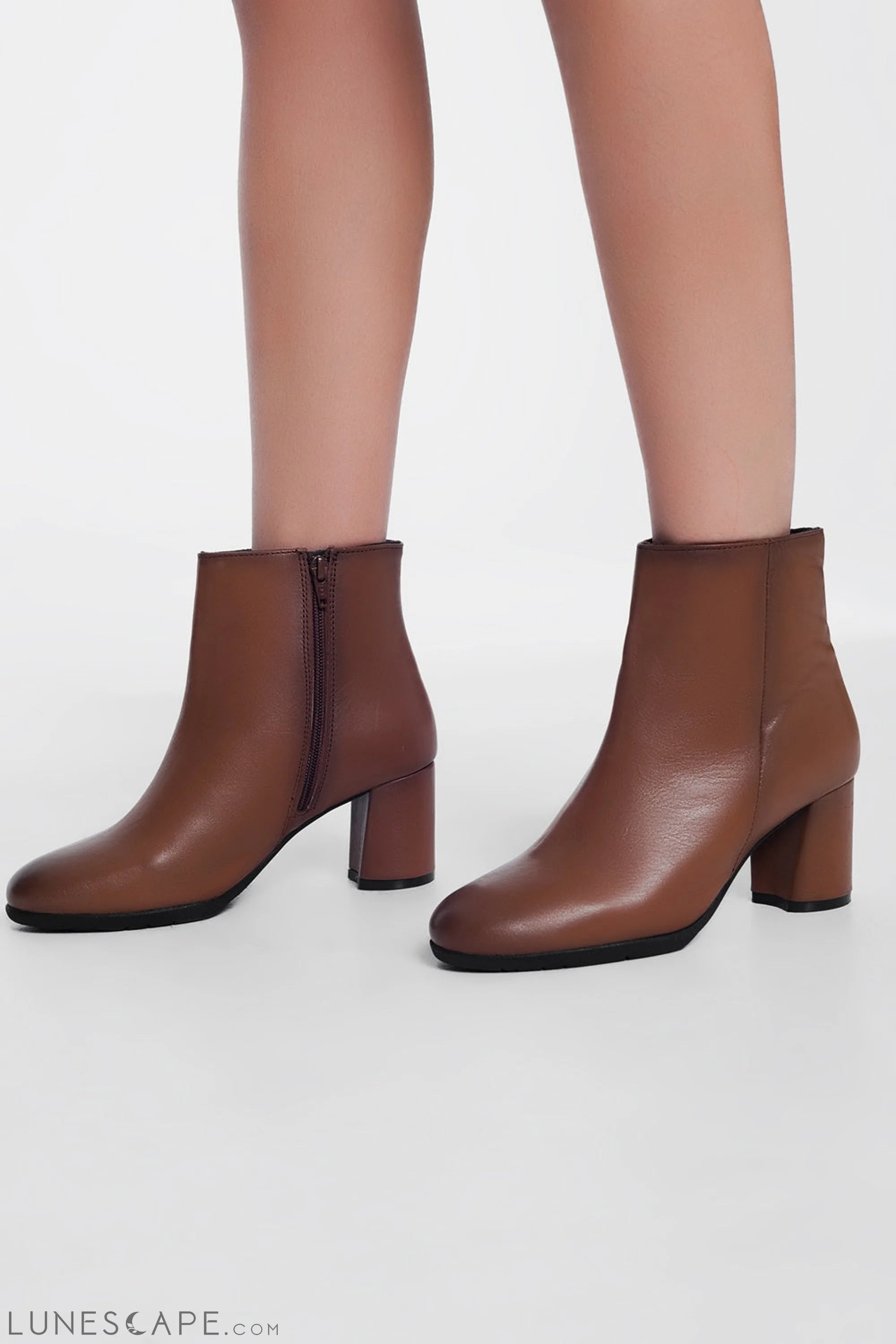 Brown Blocked Mid Heeled Ankle Boots LUNESCAPE