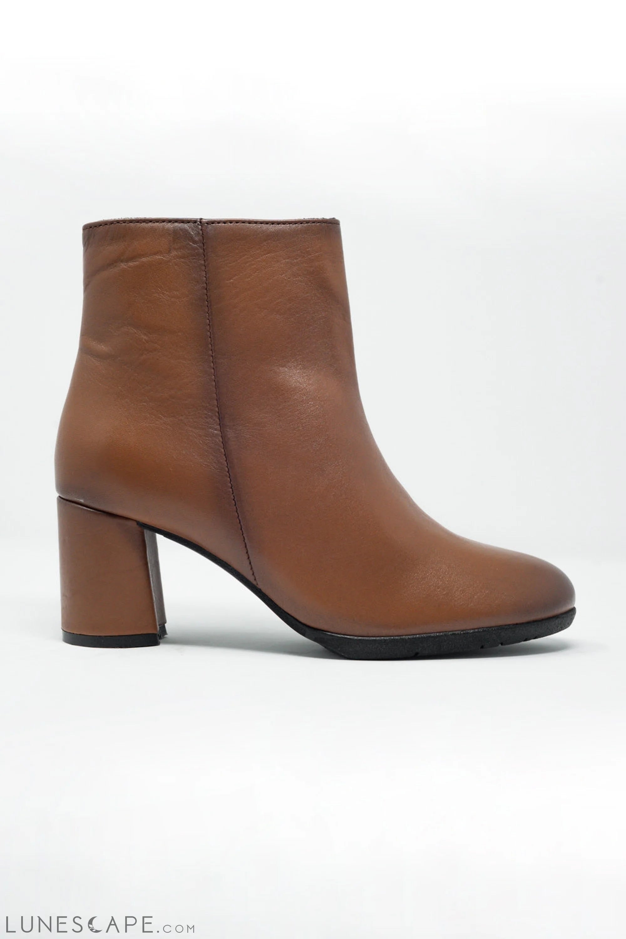 Brown Blocked Mid Heeled Ankle Boots LUNESCAPE